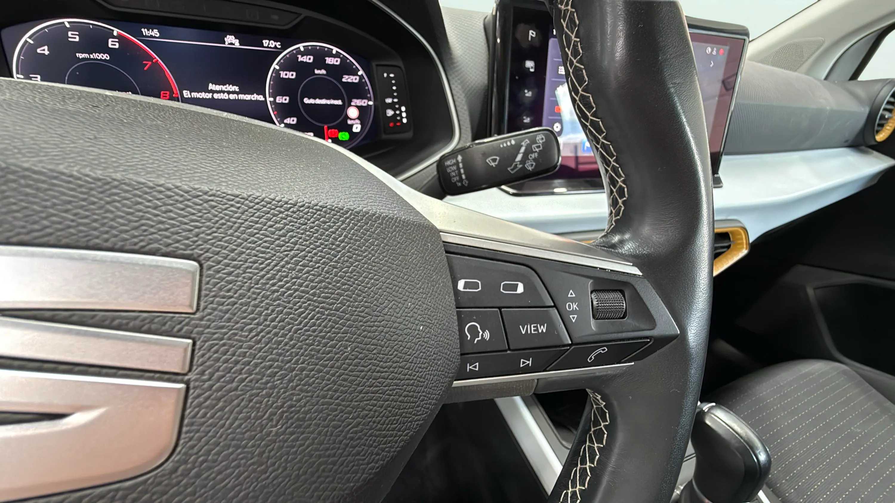 SEAT Arona 1.0 TSI DSG Style XL - foto 15