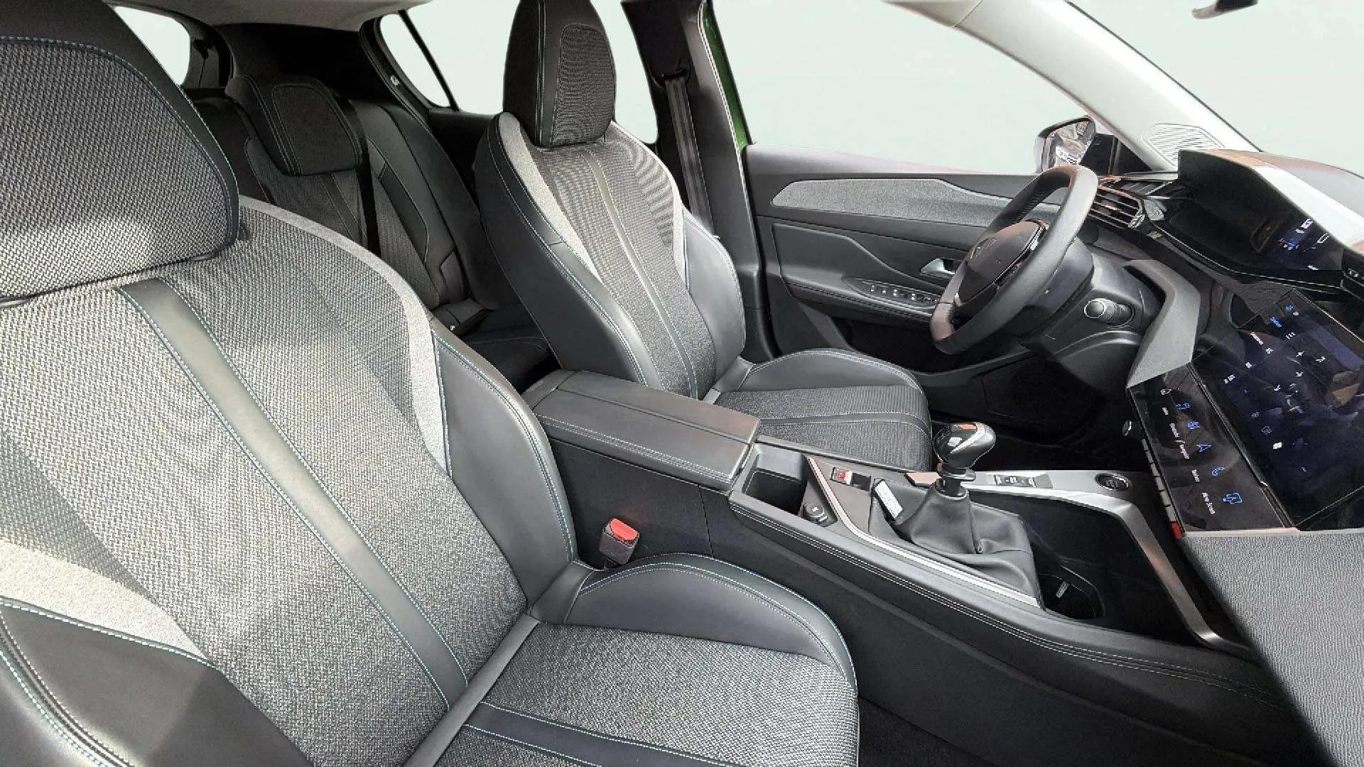 Peugeot 308 Allure PureTech 130 - foto 11
