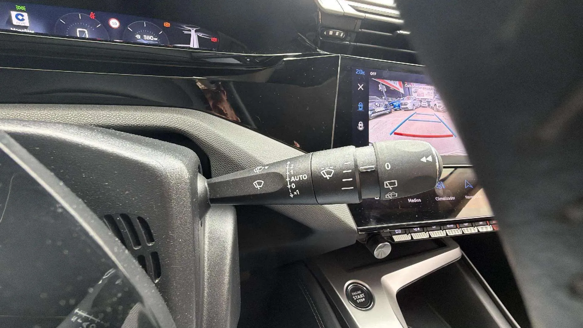 Peugeot 308 Allure PureTech 130 - foto 16