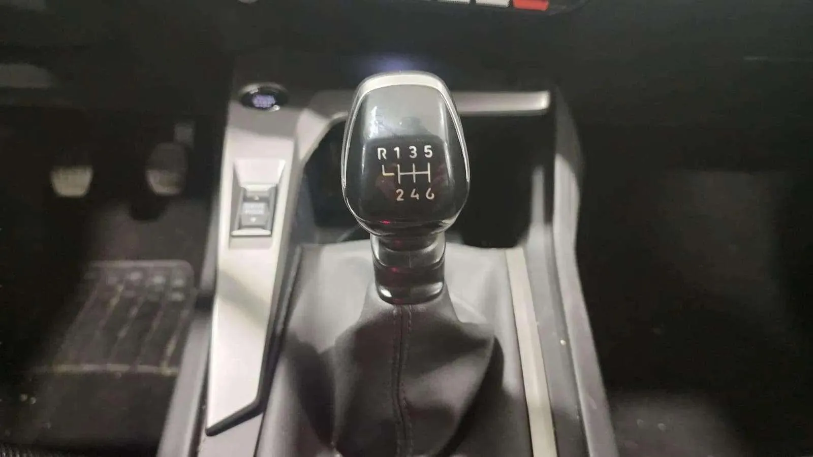 Peugeot 308 Active PureTech 130 - foto 16