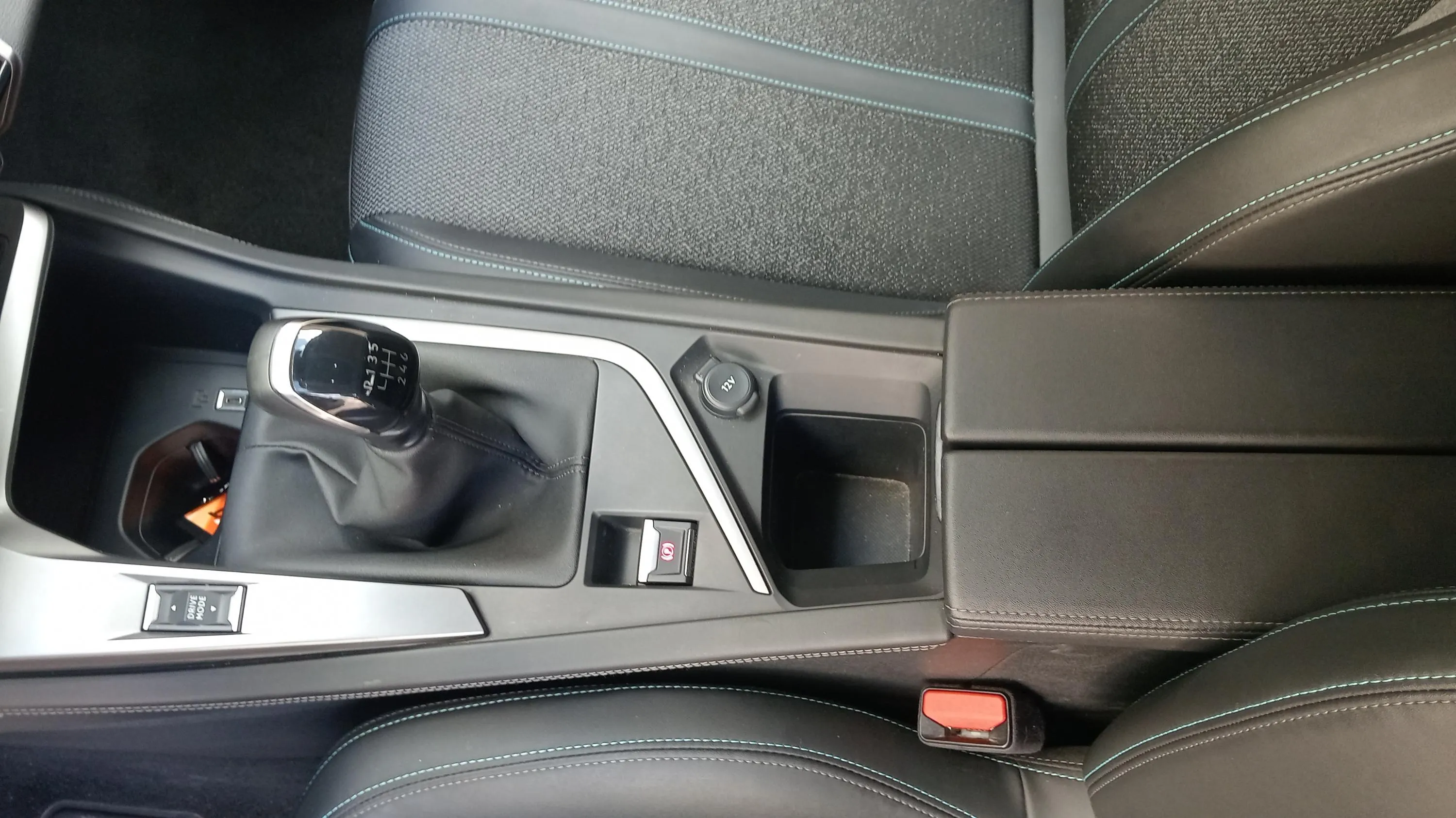 Peugeot 308 Active PureTech 130 - foto 18
