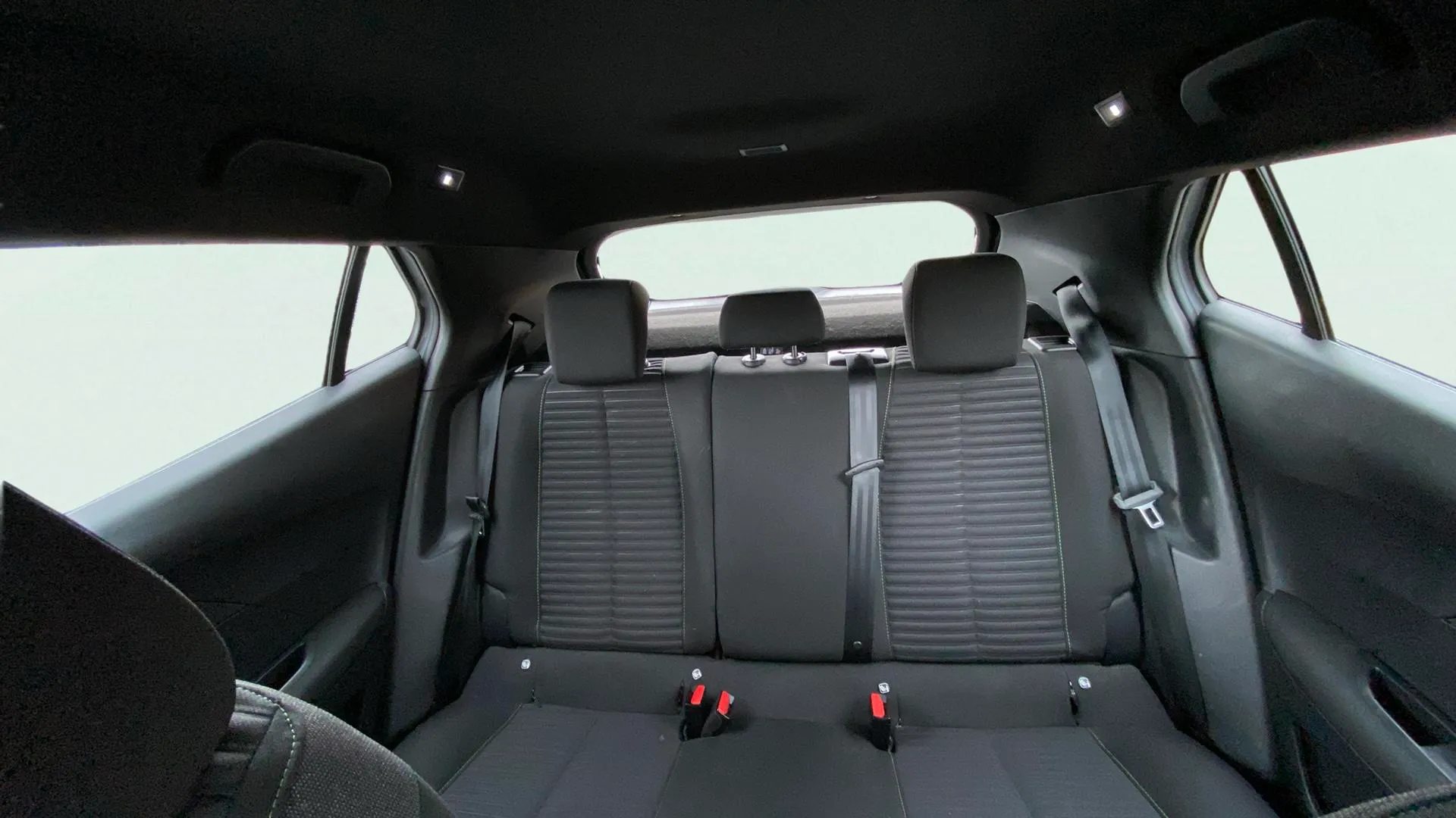 Peugeot 2008 Active PureTech 100 - foto 15