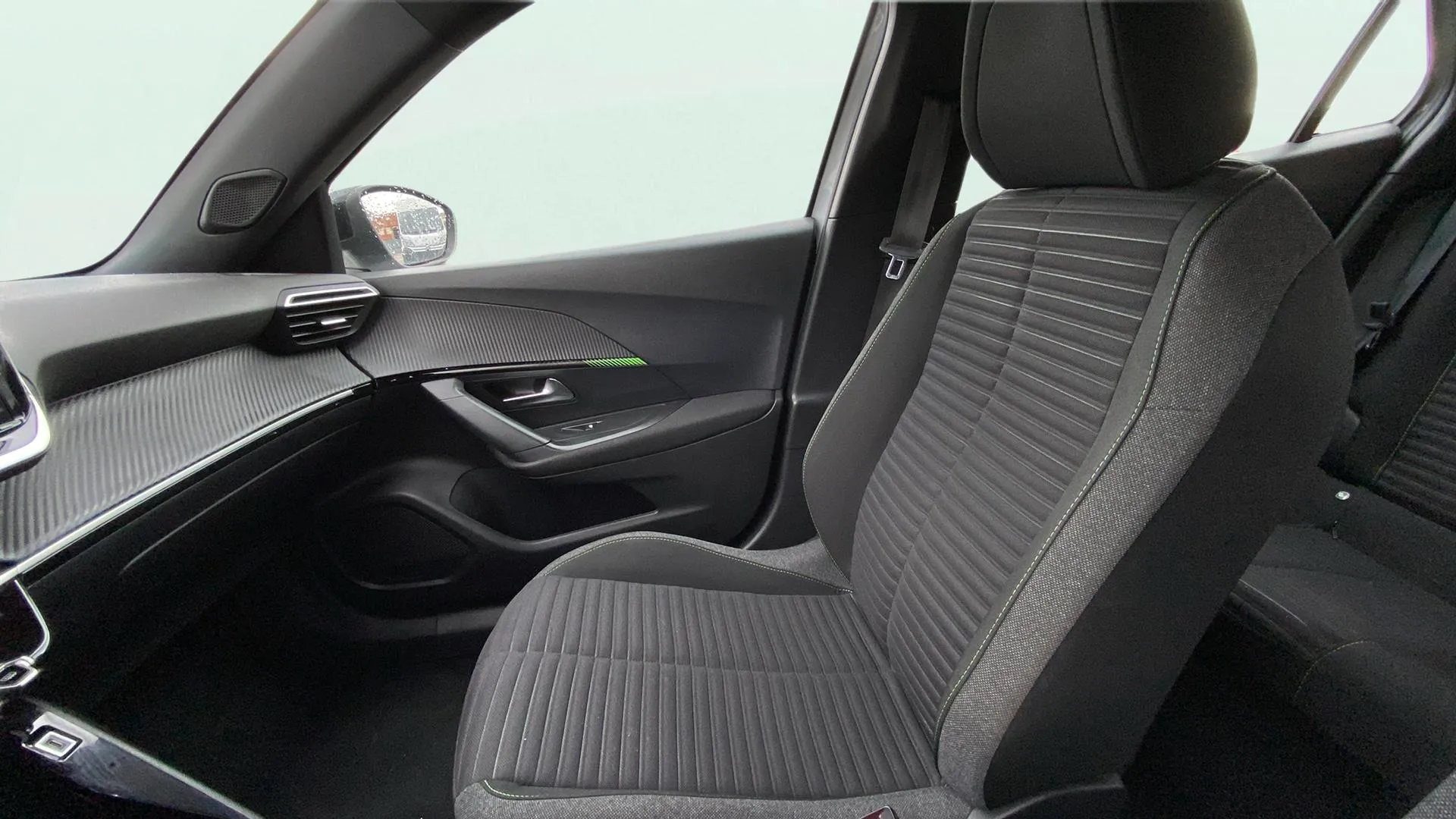 Peugeot 2008 Active PureTech 100 - foto 16