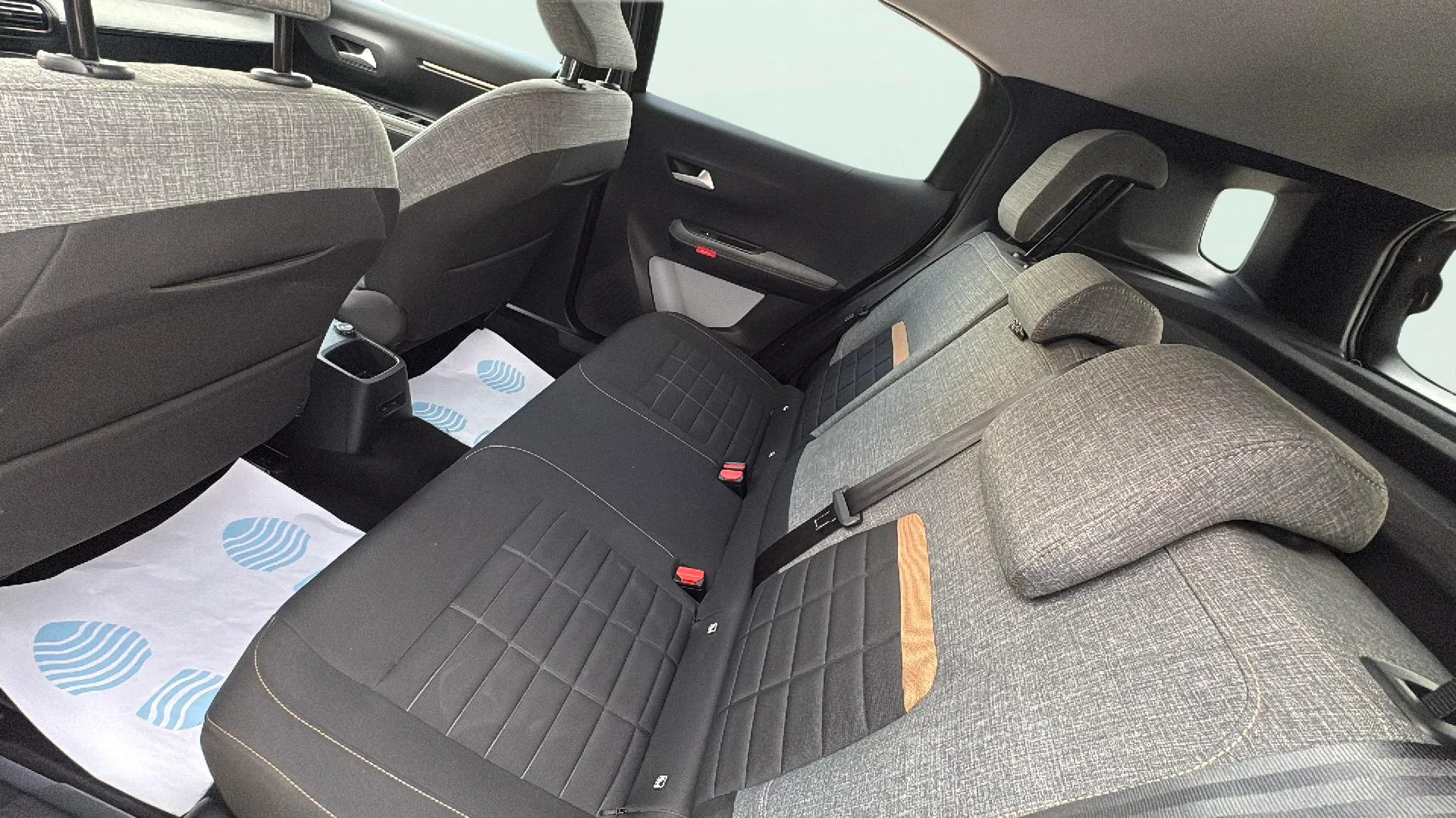 Citroën C3 Aircross Turbo BVM6 Plus - foto 18