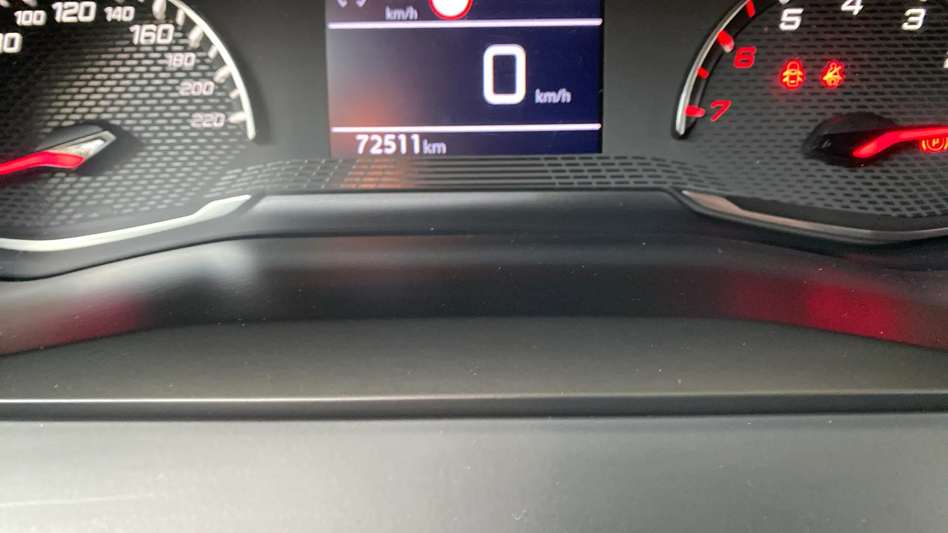 Peugeot 2008 Active PureTech 100 - foto 18