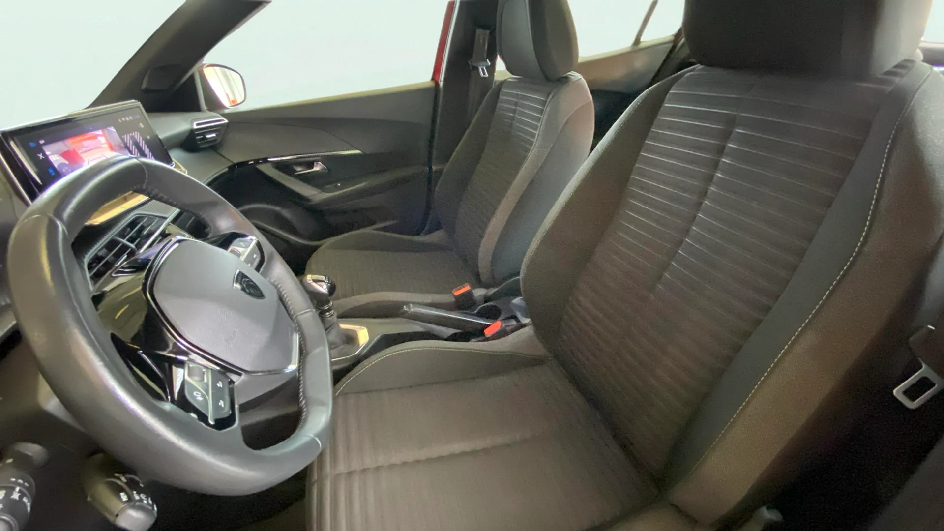 Peugeot 2008 Active PureTech 100 - foto 11