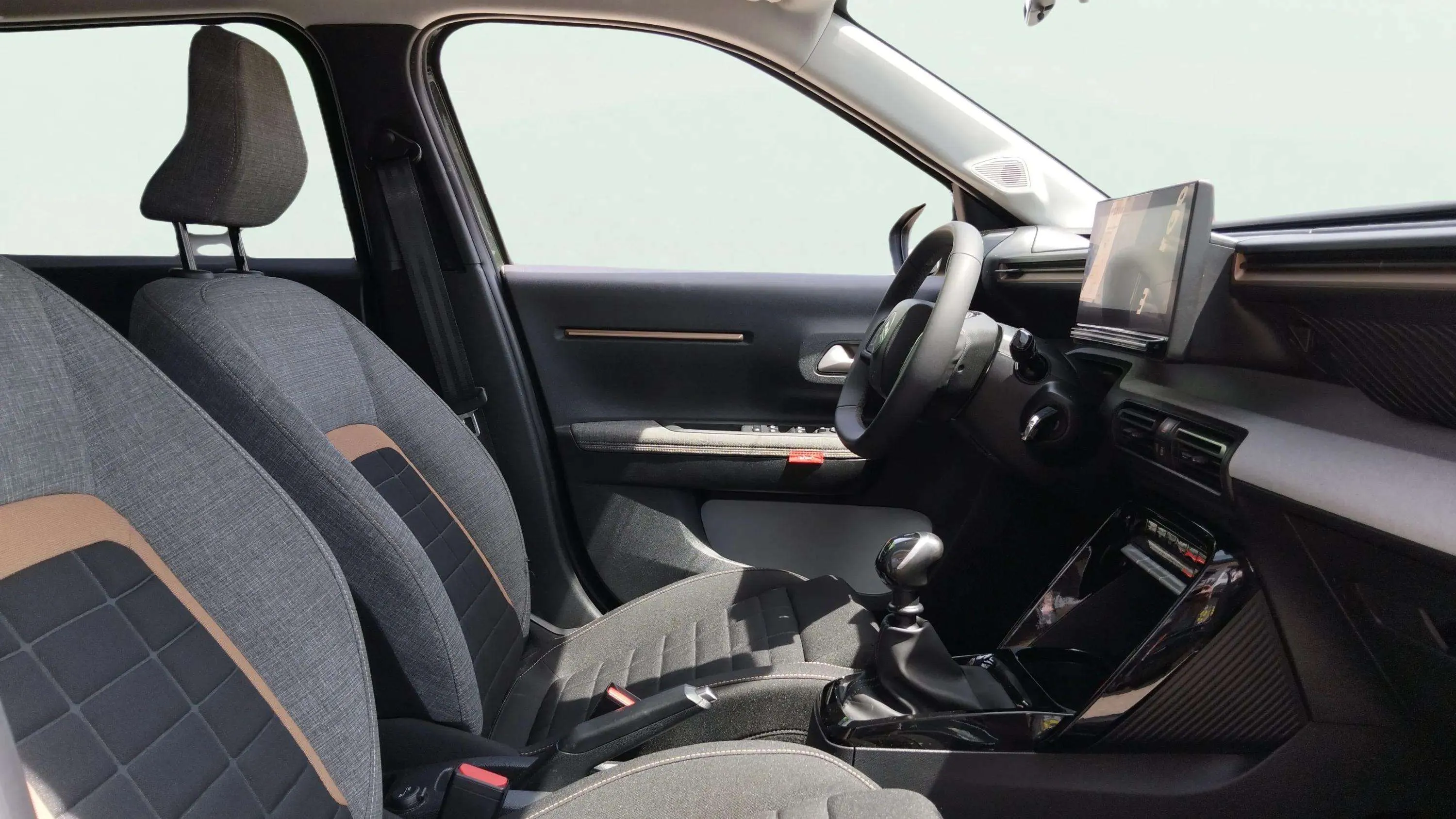Citroën C3 Aircross Turbo BVM6 Plus - foto 8