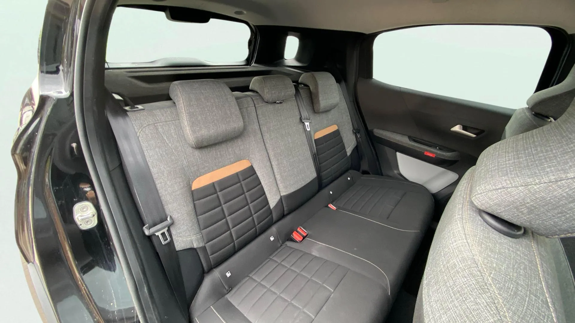 Citroën C3 Aircross Turbo BVM6 Plus - foto 20