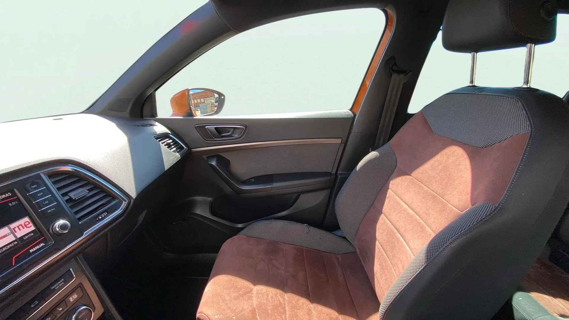 SEAT Ateca 1.4 EcoTSI DSG 4D Xcel - foto 14
