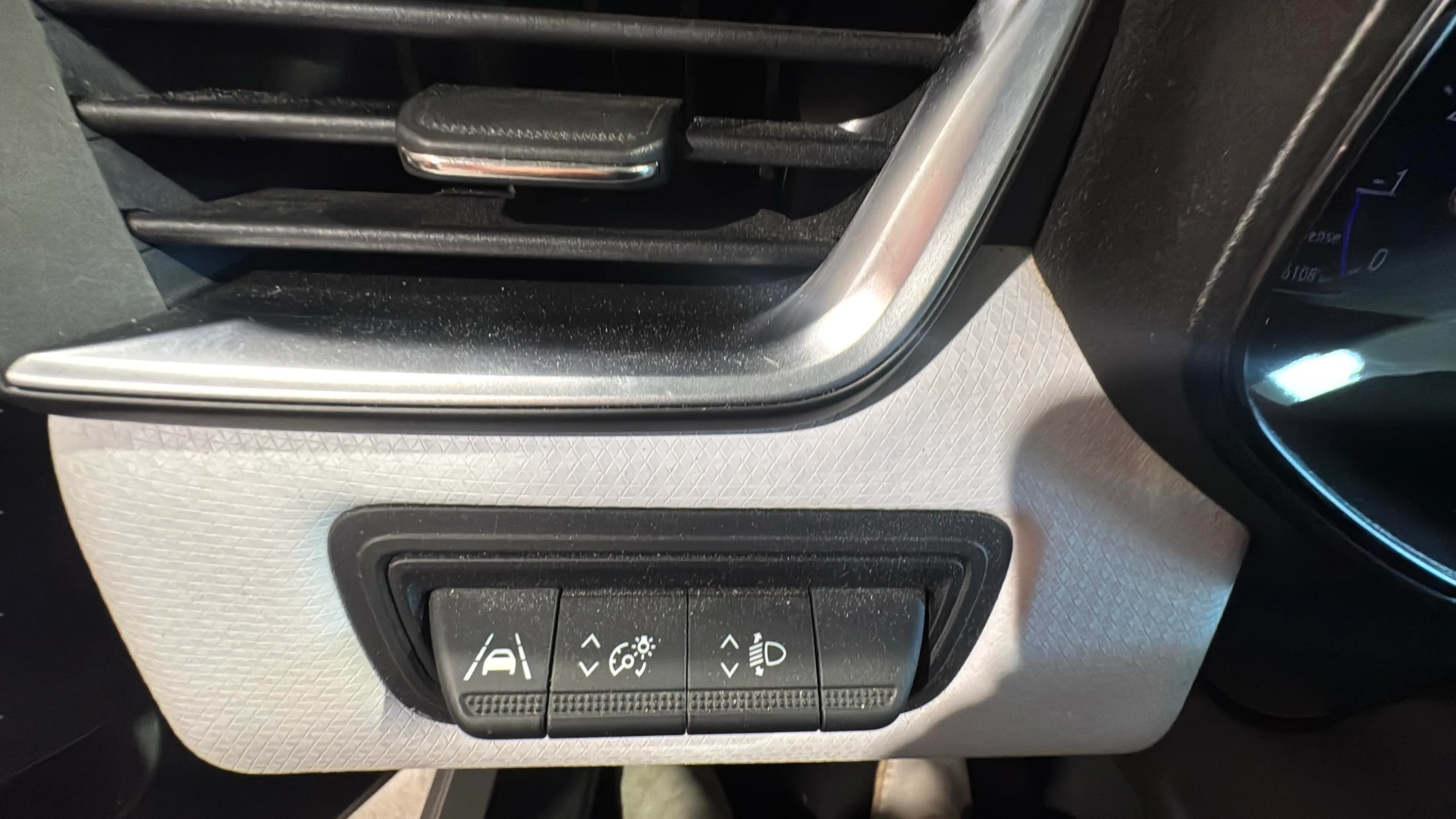 Renault Clio Techno TCe 90 - foto 24