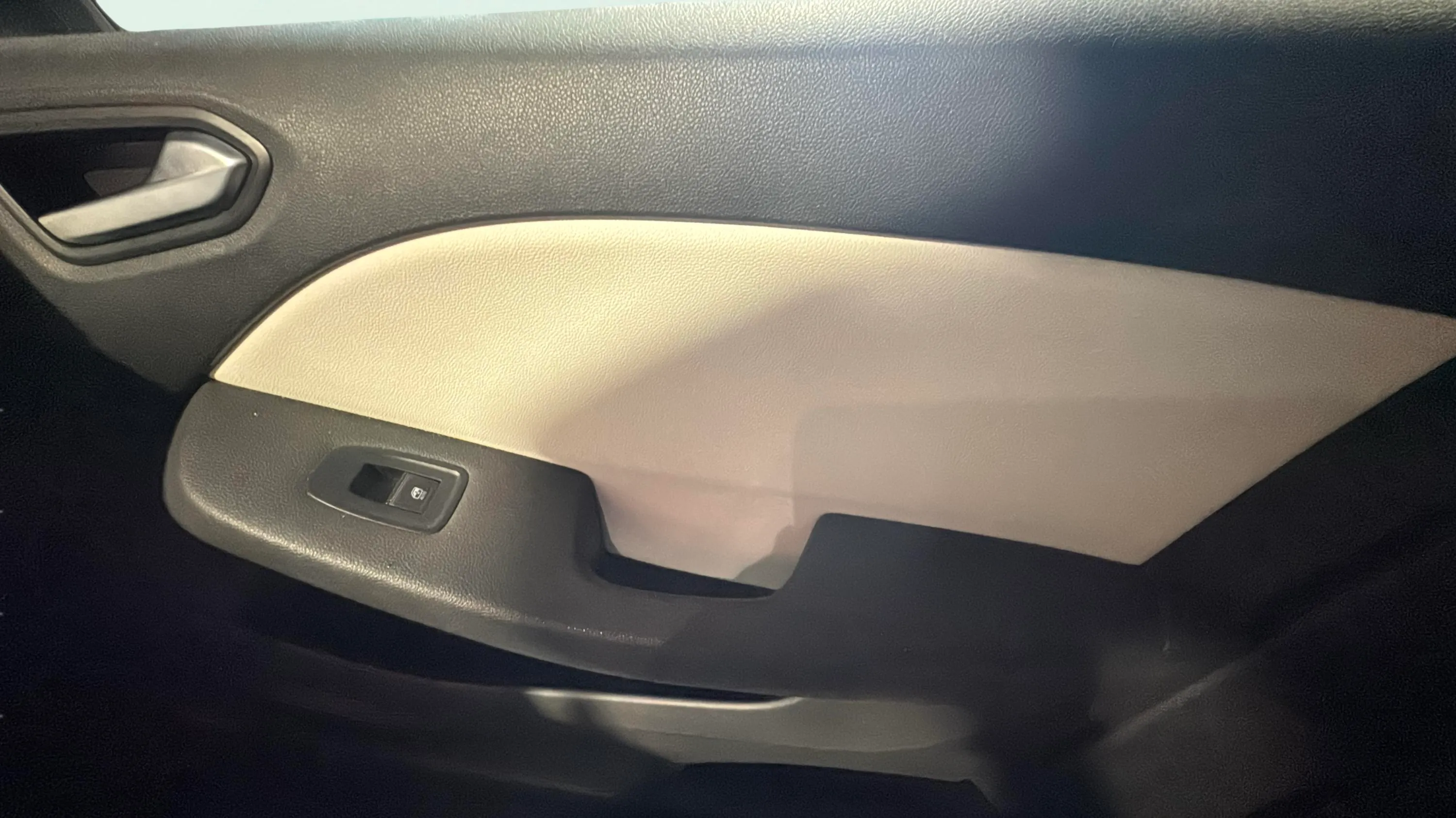 Renault Clio Techno TCe 90 - foto 22