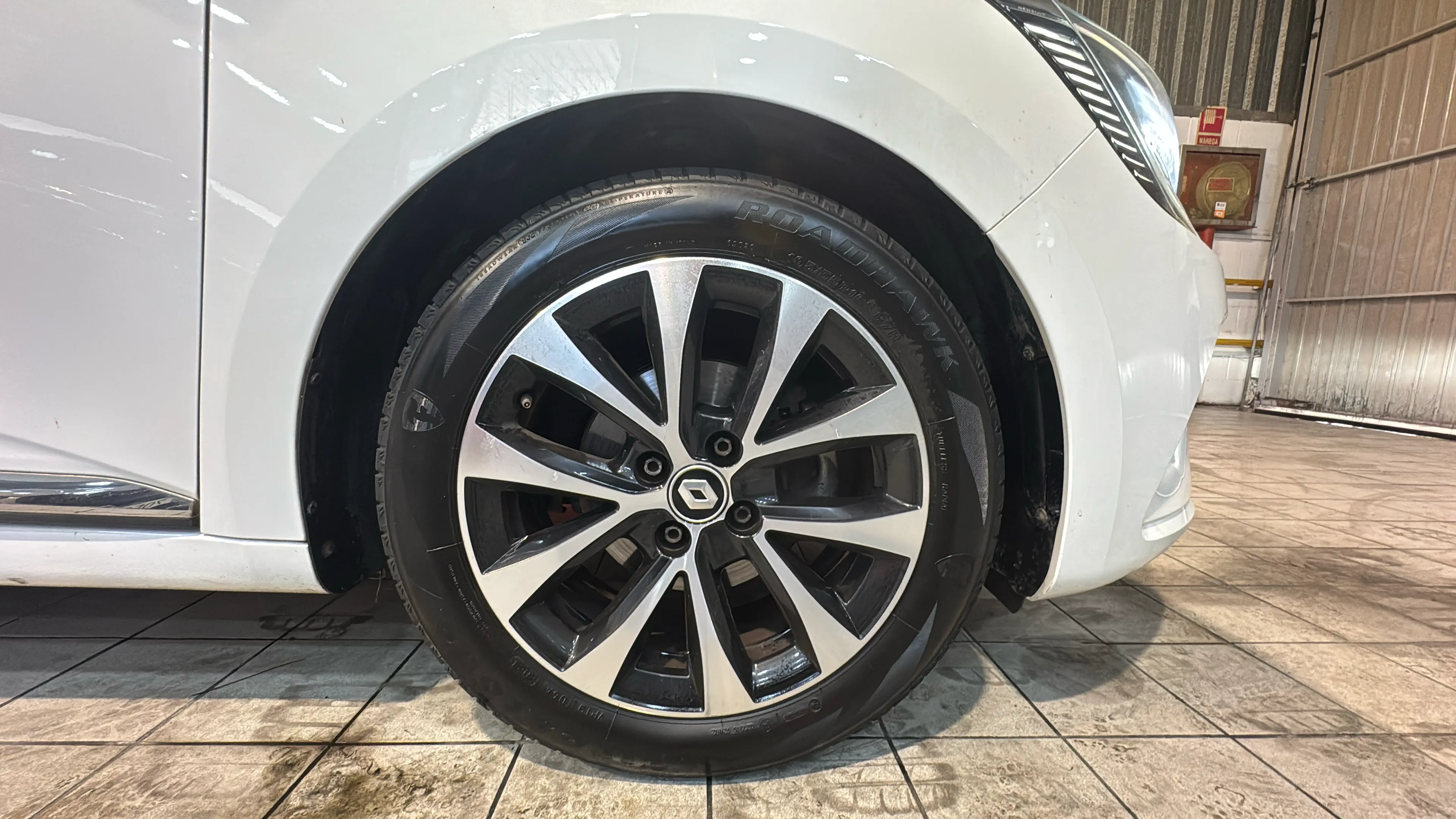 Renault Clio Techno TCe 90 - foto 26