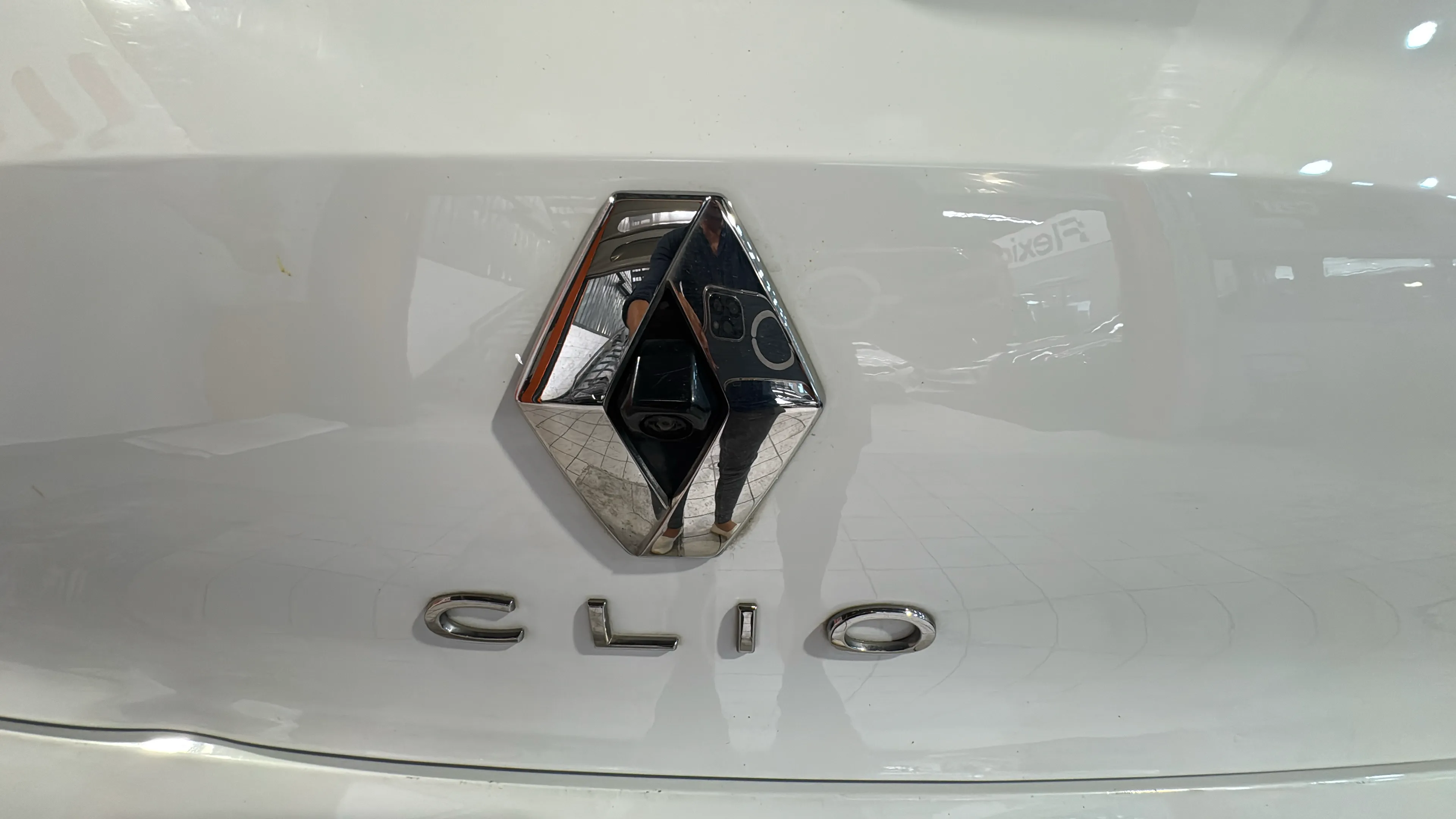 Renault Clio Techno TCe 90 - foto 10