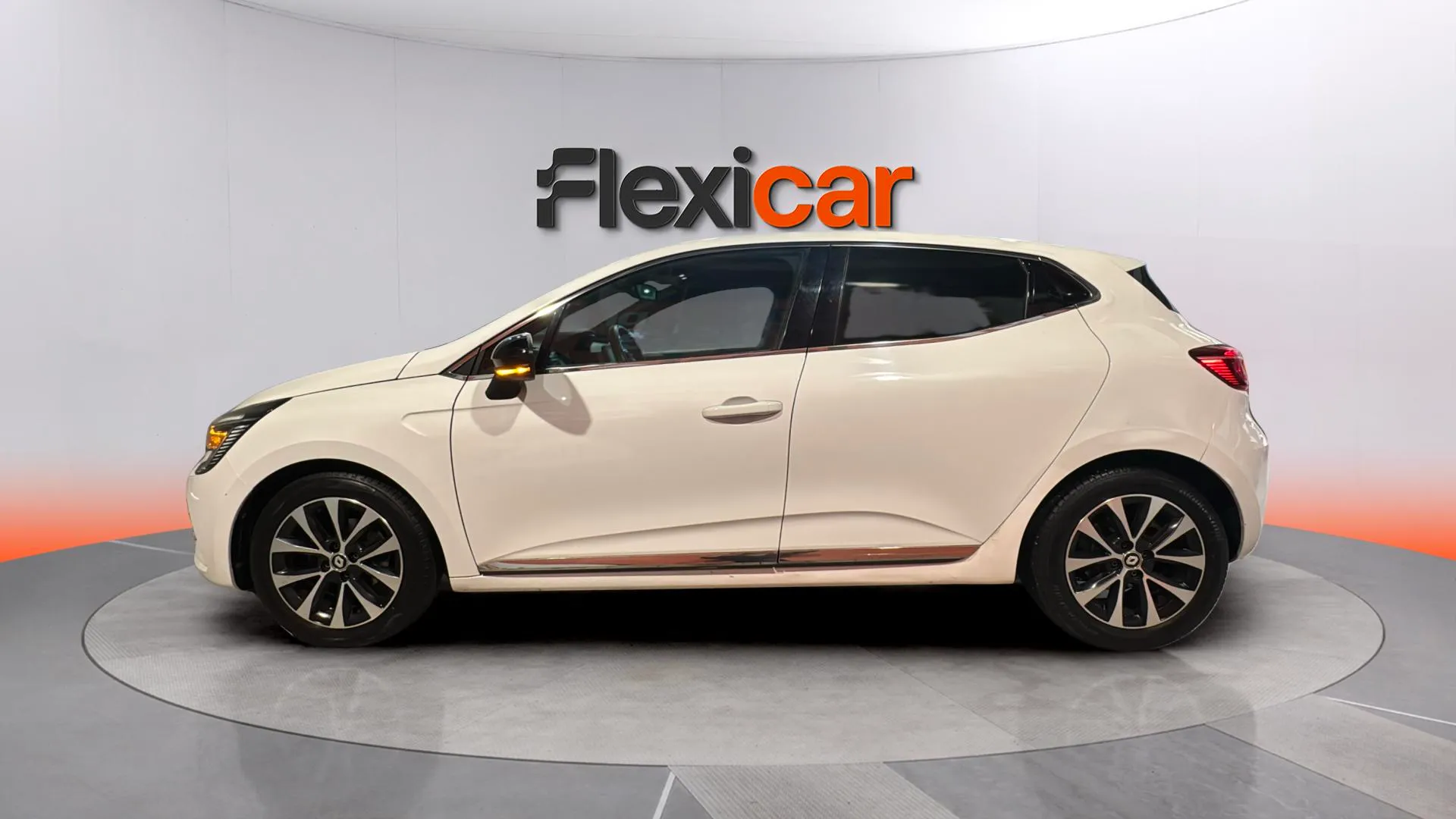 Renault Clio Techno TCe 90 - foto 4