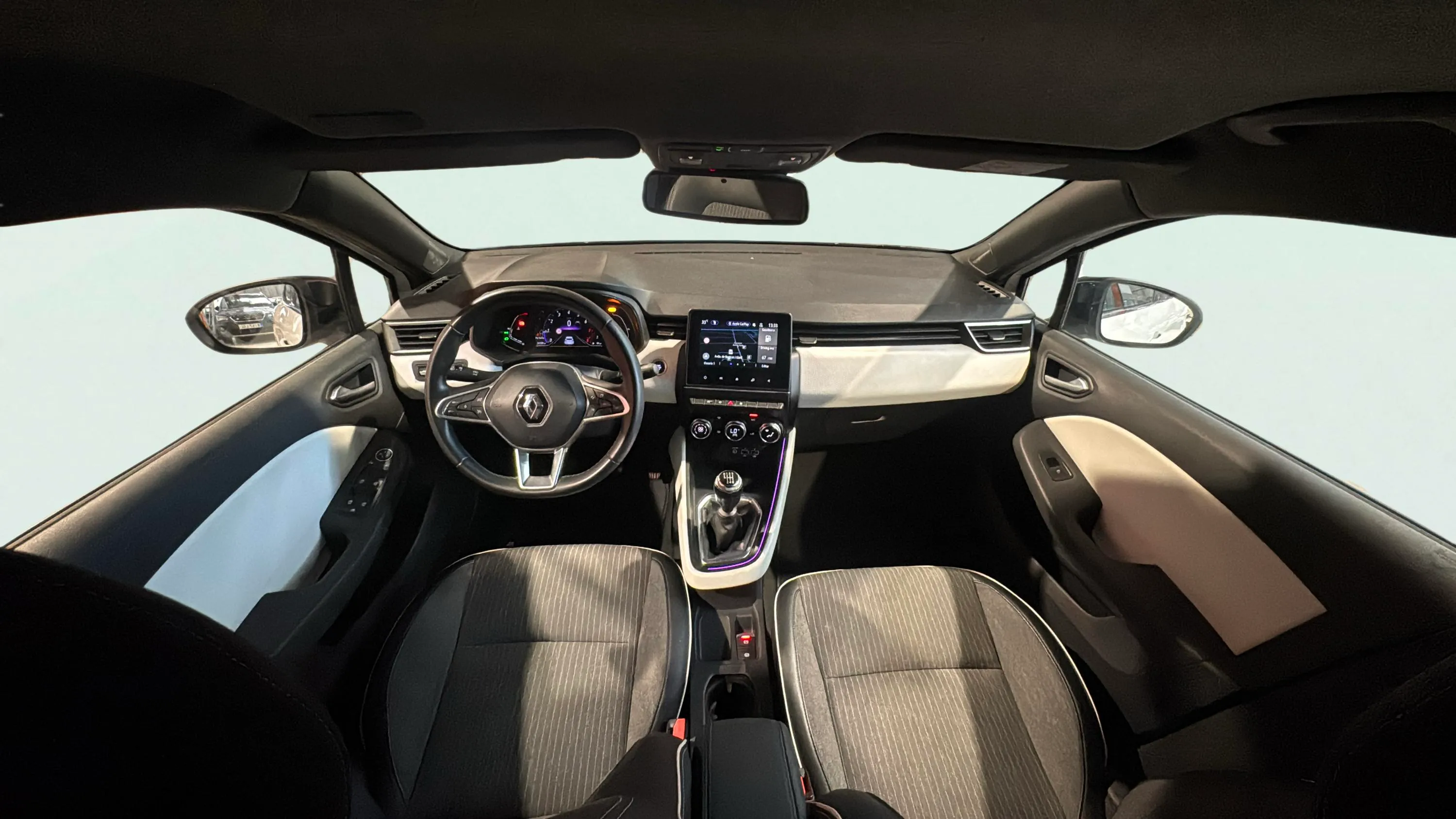 Renault Clio Techno TCe 90 - foto 11