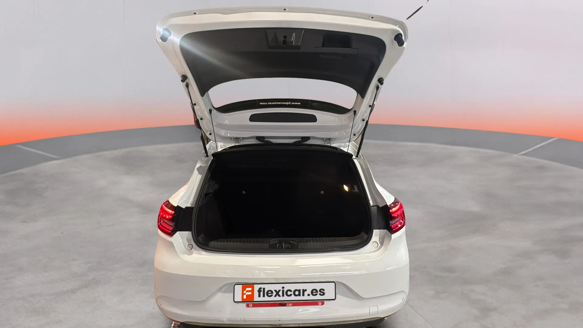 Renault Clio Techno TCe 90 - foto 9