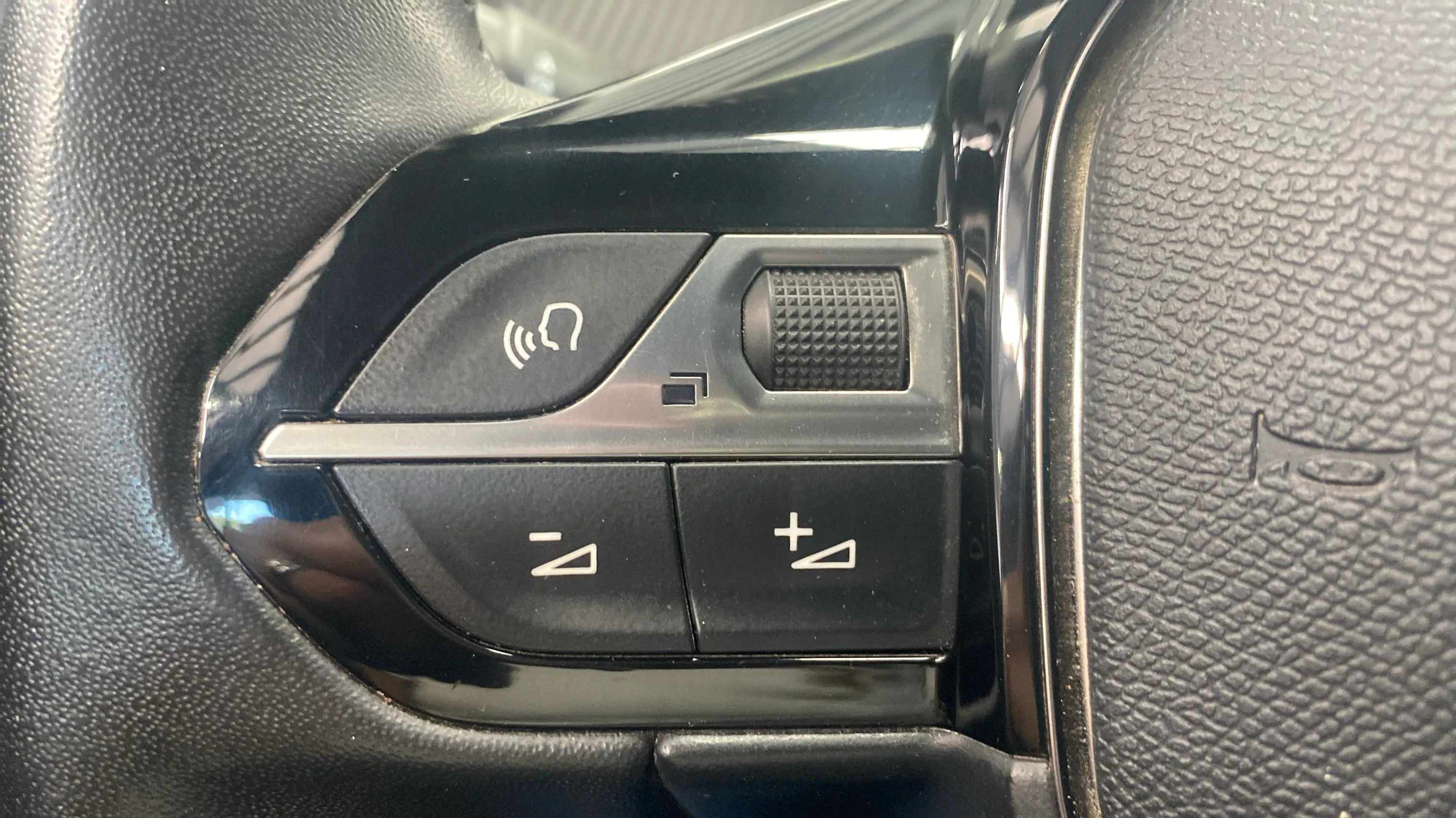 Peugeot 2008 Active PureTech 100 - foto 14