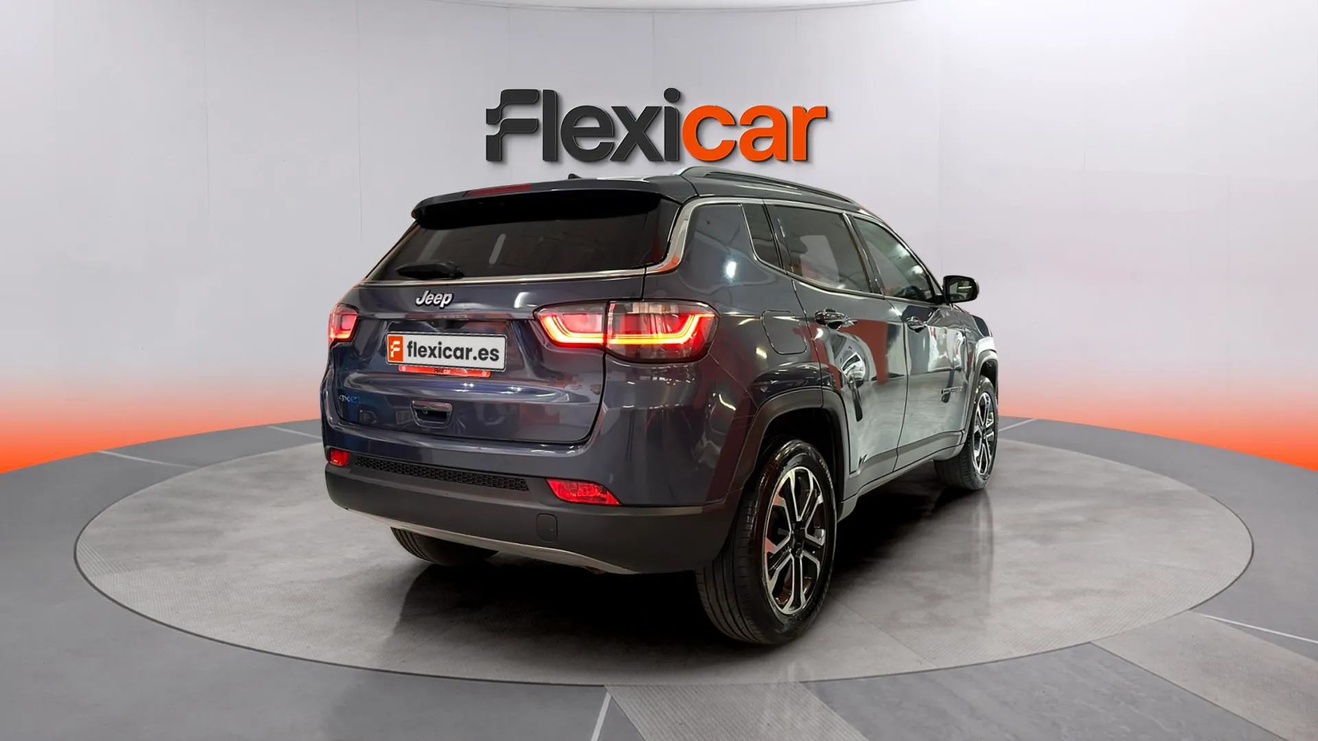 Jeep Compass 4xe 1.3 PHEV Limited AWD - foto 7