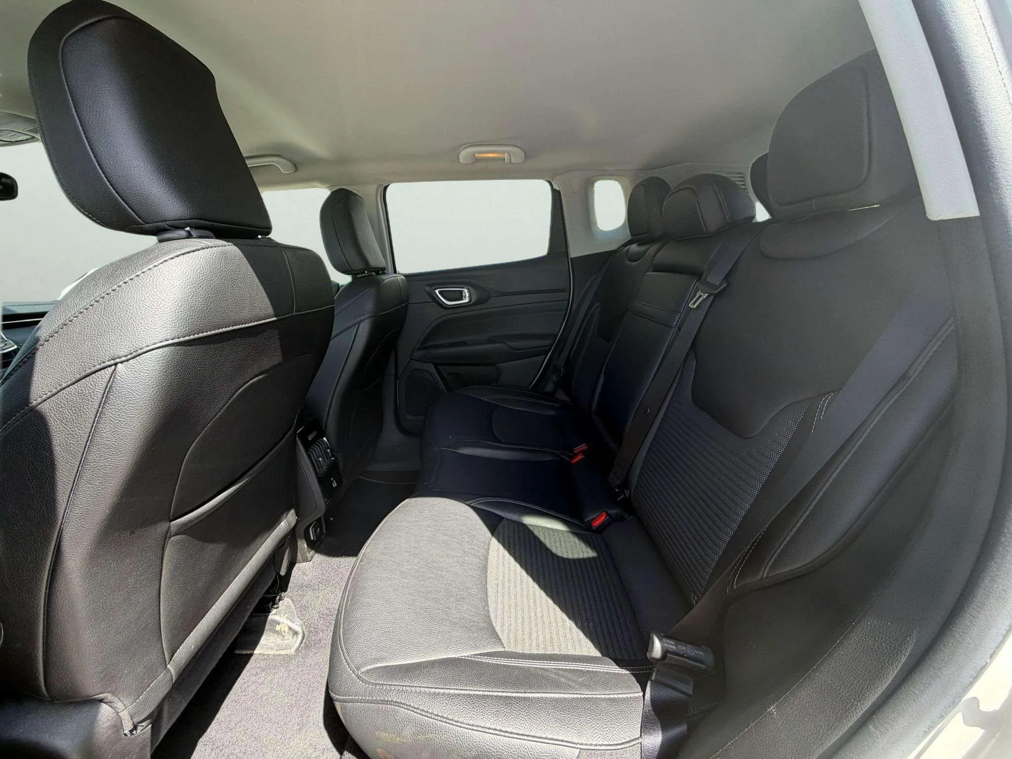Jeep Compass eHybrid 1.5 MHEV Limited Dct - foto 27