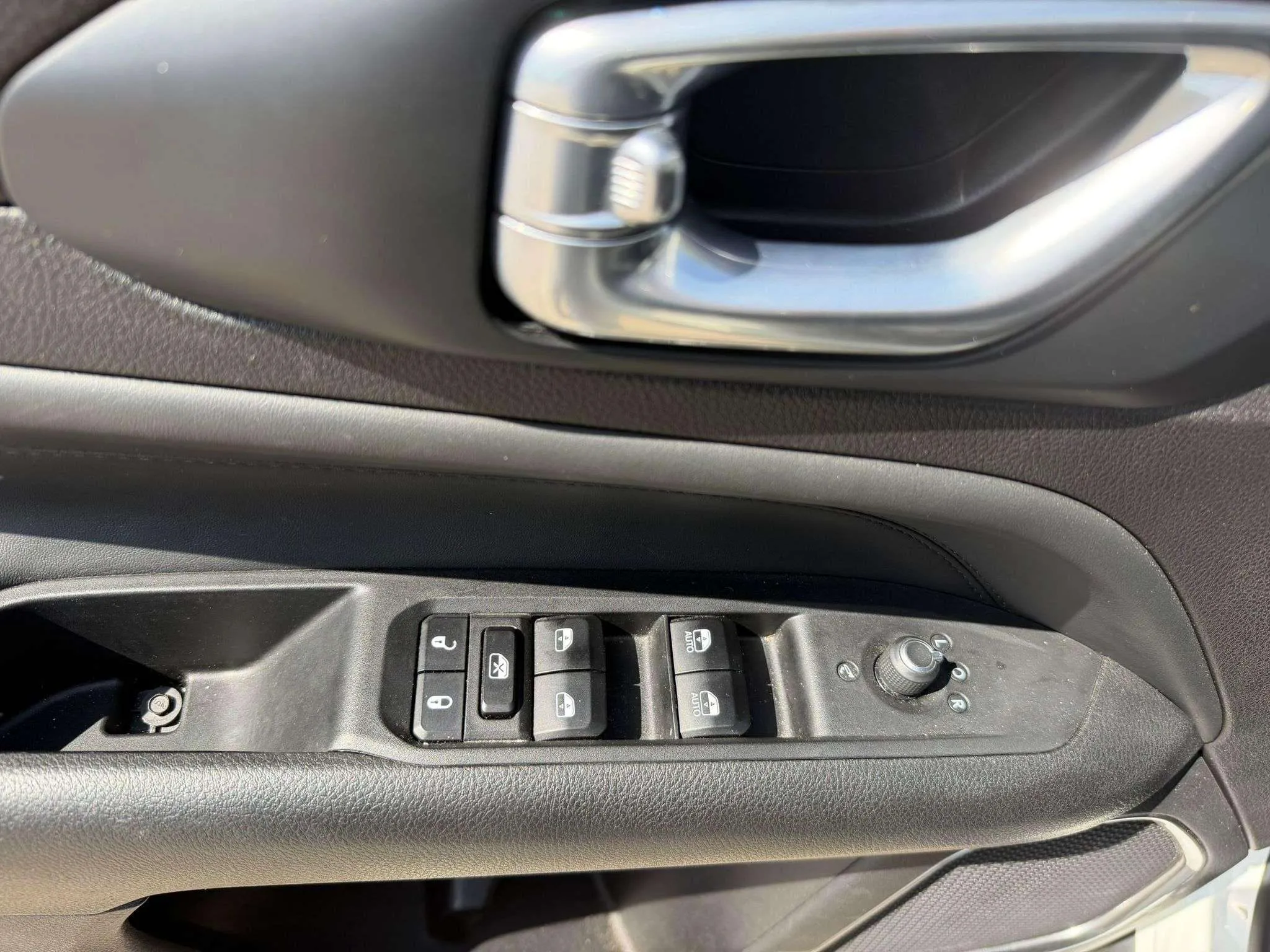 Jeep Compass eHybrid 1.5 MHEV Limited Dct - foto 6