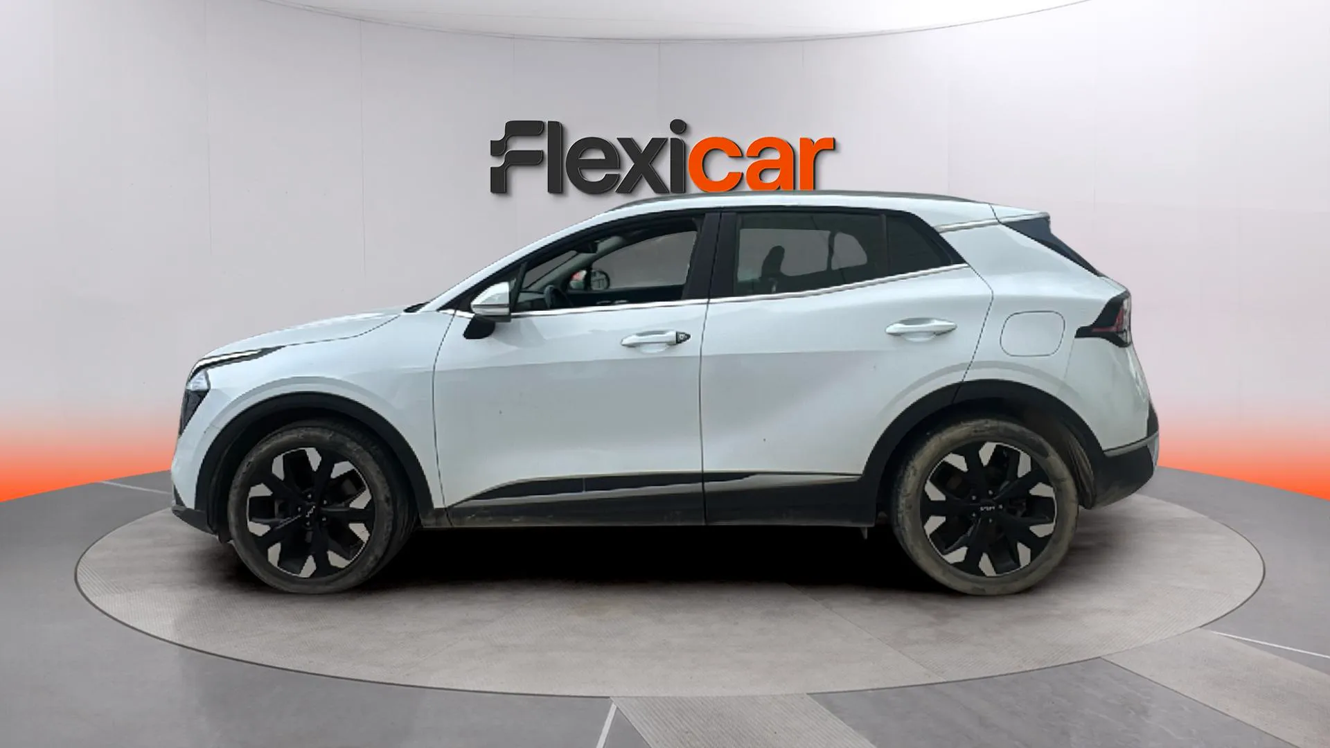 Kia Sportage 1.6 T-GDi PHEV Drive 4x4 - foto 3