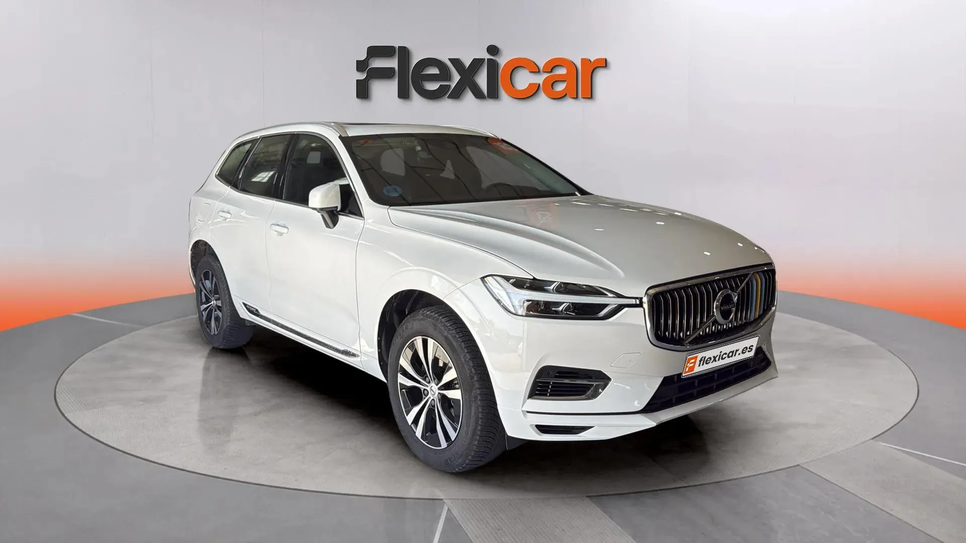 Volvo XC60 2.0 T8 AWD Momentum