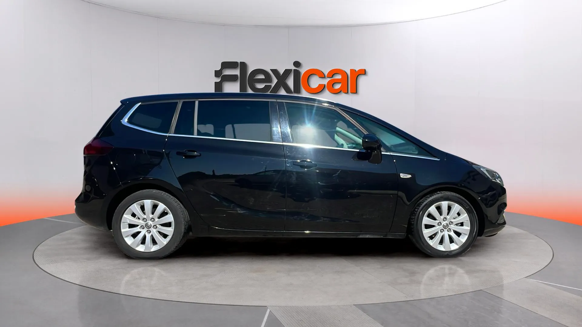 Opel Zafira 1.4 T Excellence 18+ - foto 8