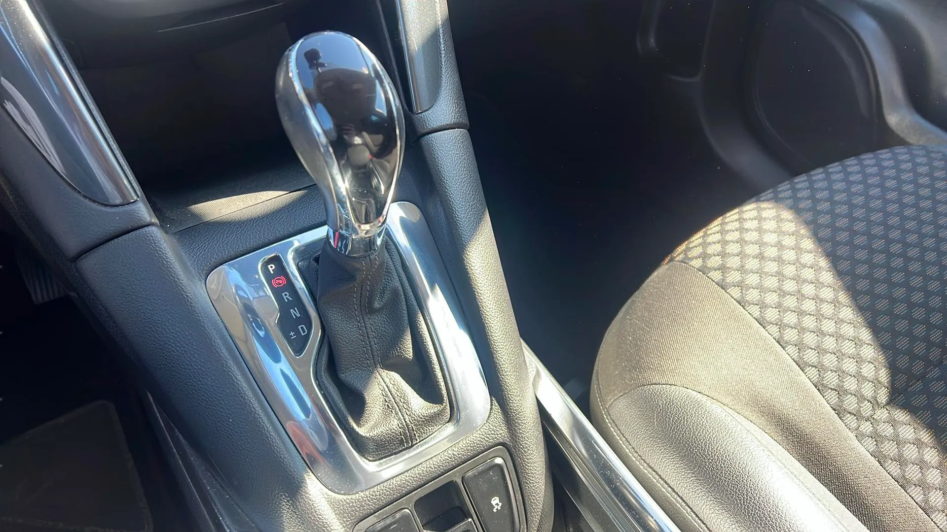 Opel Zafira 1.4 T Excellence 18+ - foto 16