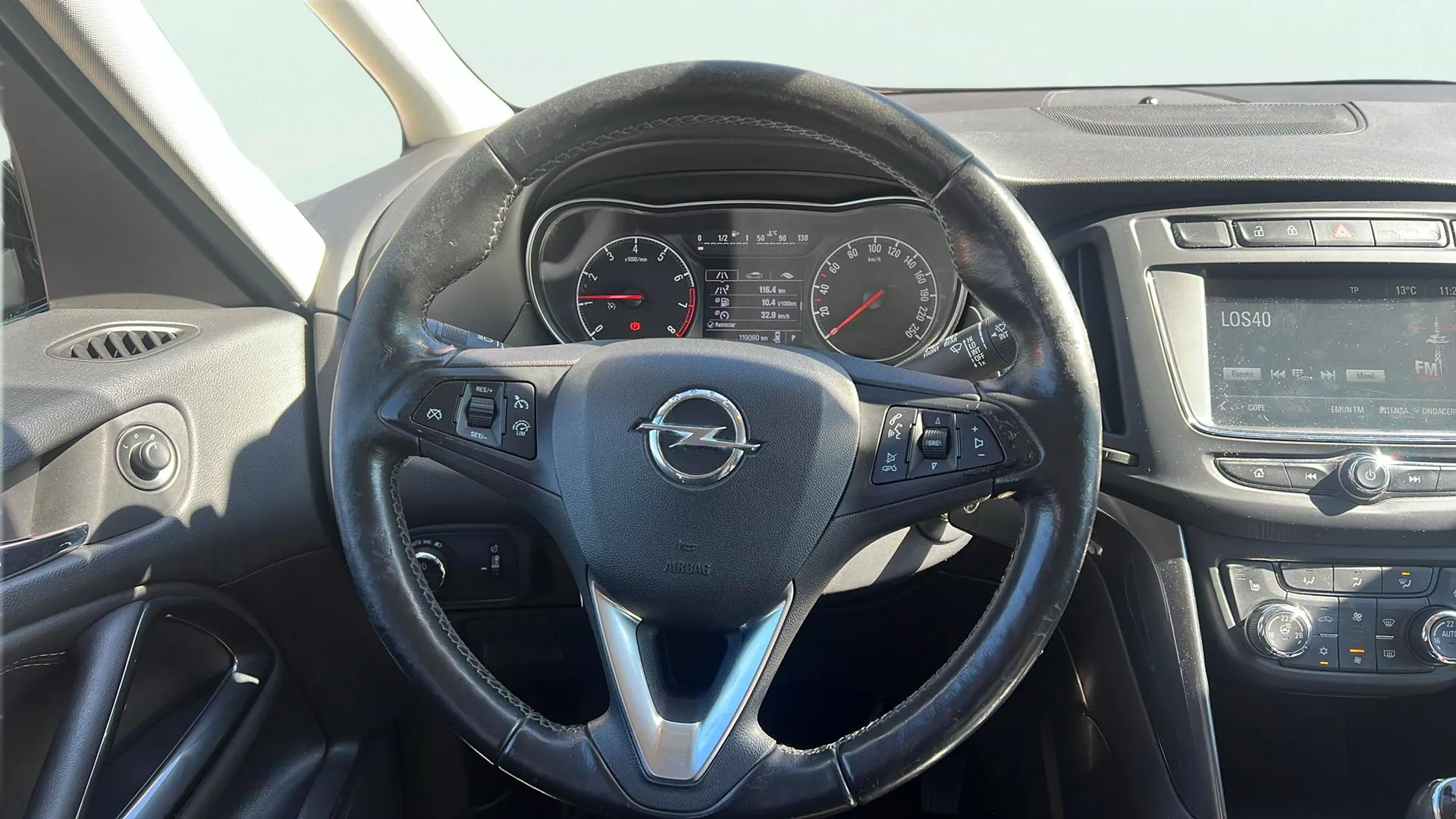 Opel Zafira 1.4 T Excellence 18+ - foto 11