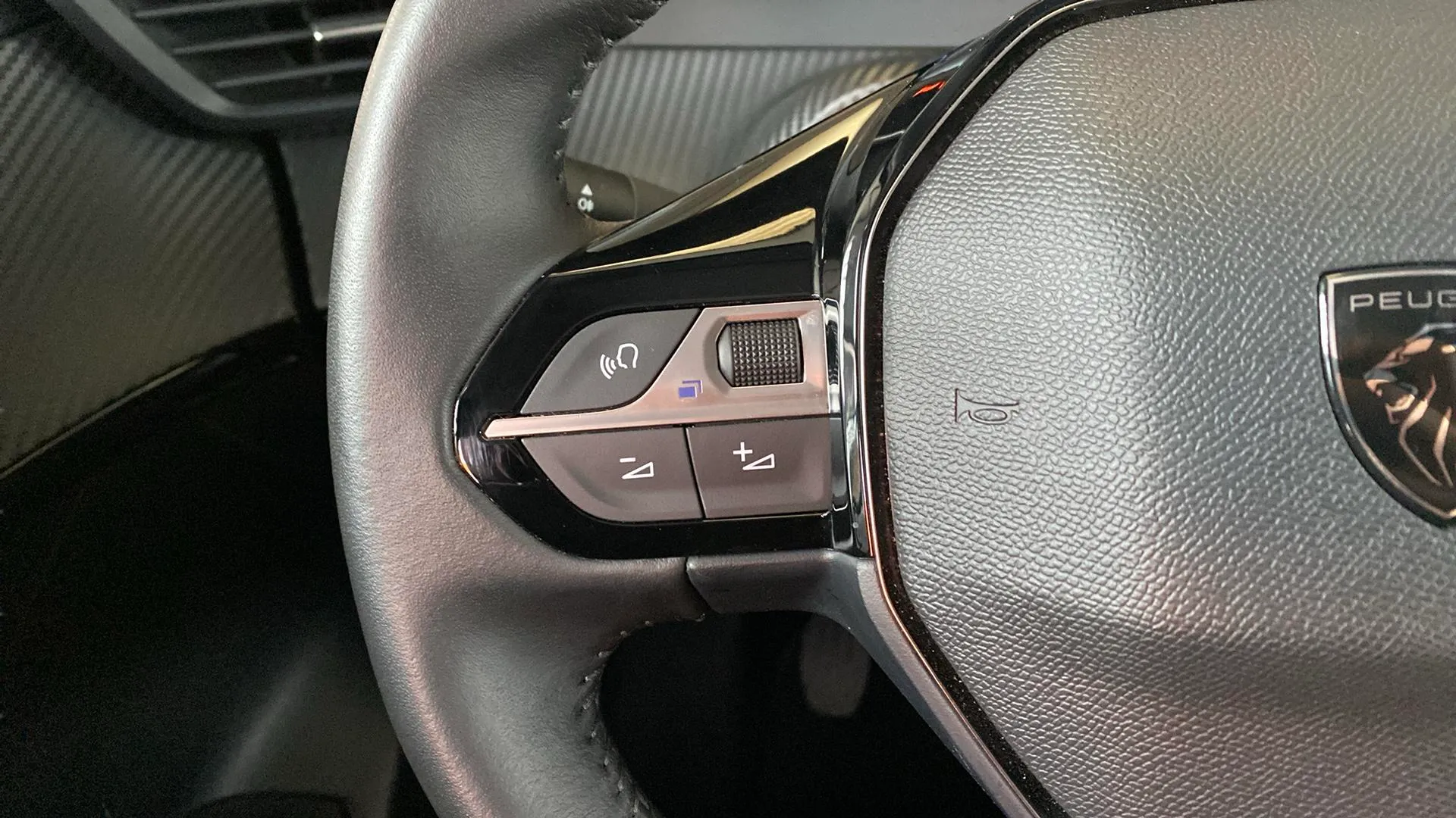 Peugeot 208 Allure Gasolina 100 - foto 17
