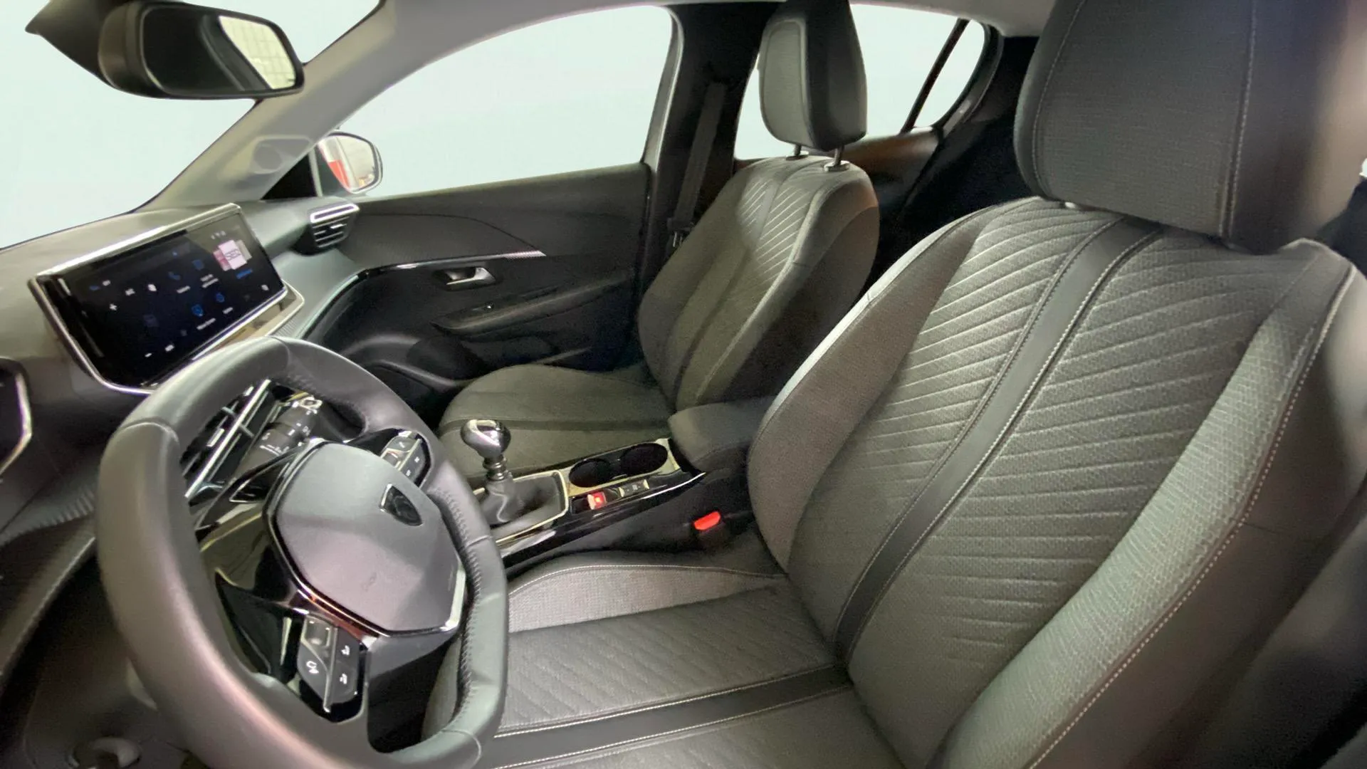 Peugeot 208 Allure Gasolina 100 - foto 11