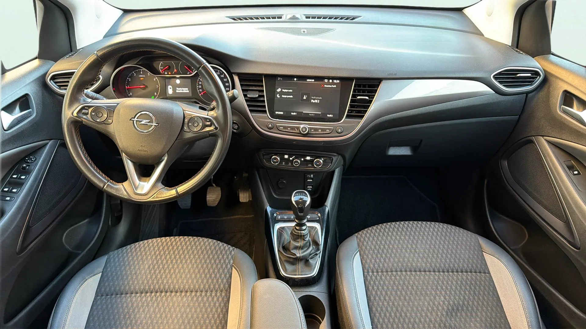 Opel Crossland 1.2 Design Line 120 Aniversario - foto 12