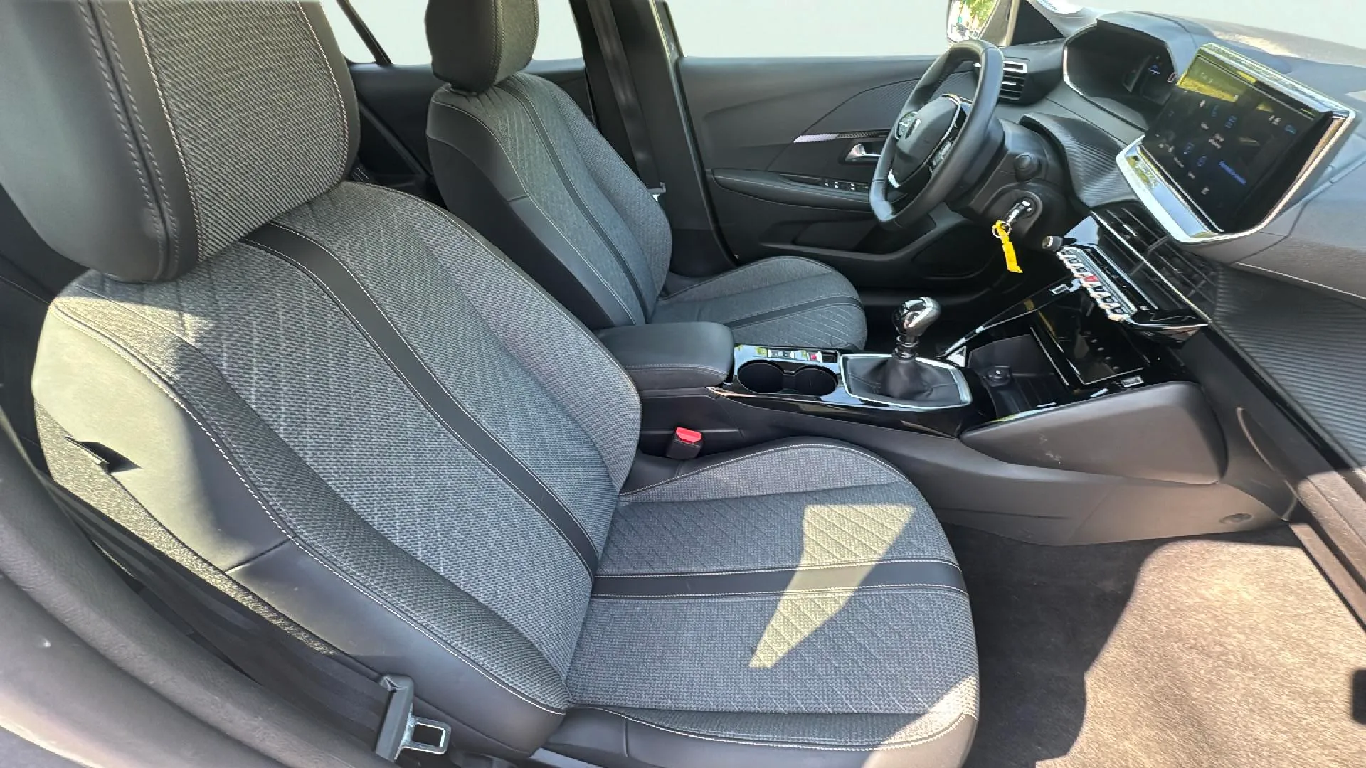 Peugeot 208 Allure Gasolina 100 - foto 11