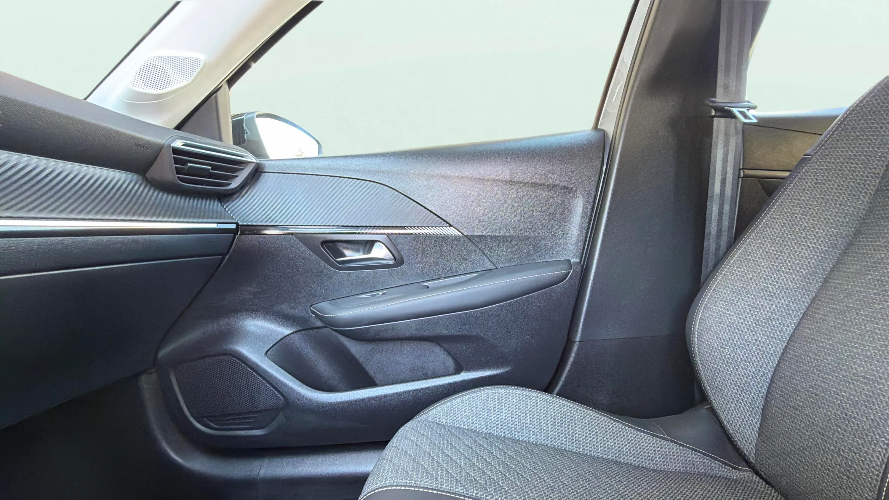 Peugeot 208 Allure Gasolina 100 - foto 35