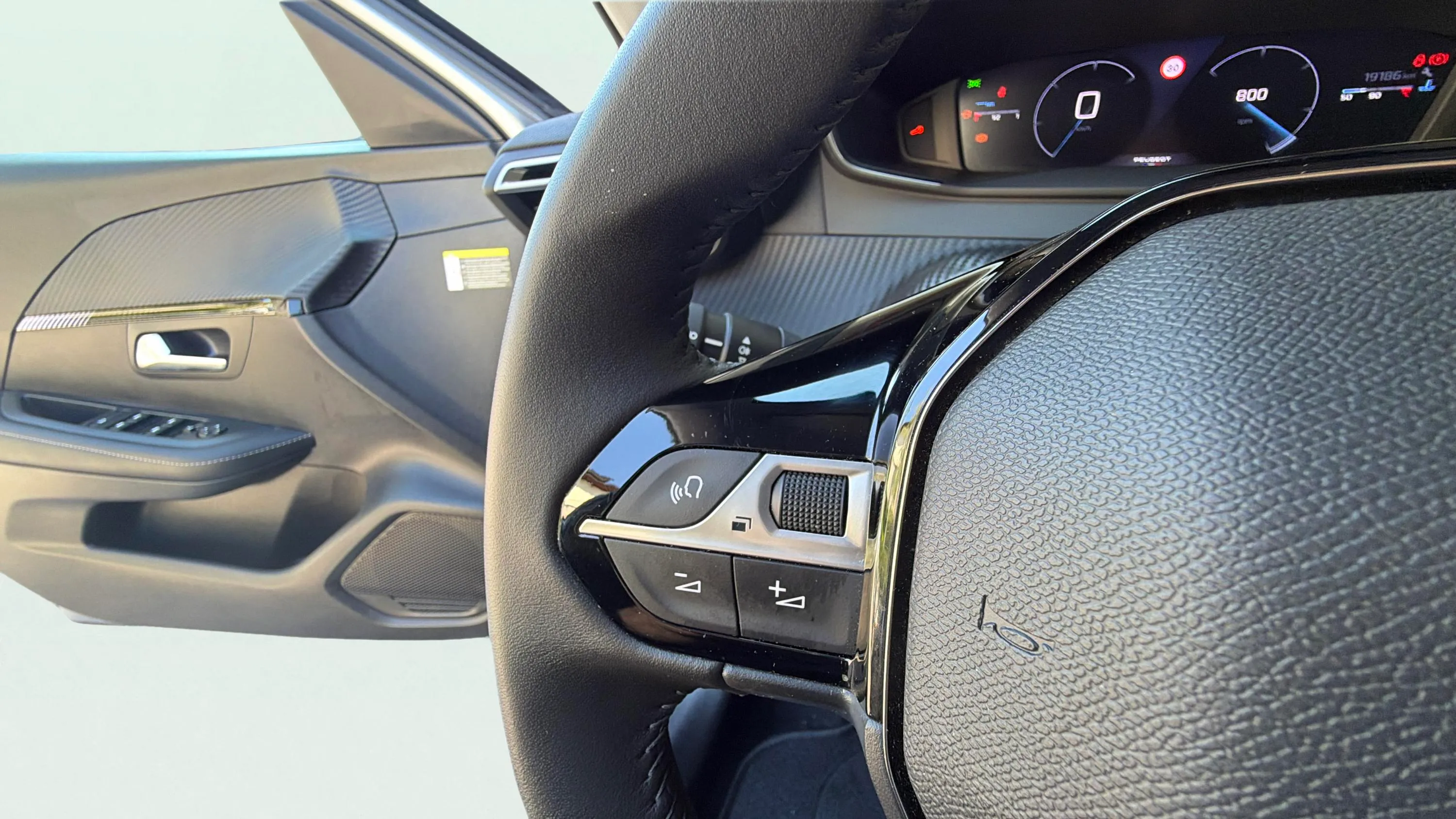 Peugeot 208 Allure Gasolina 100 - foto 11