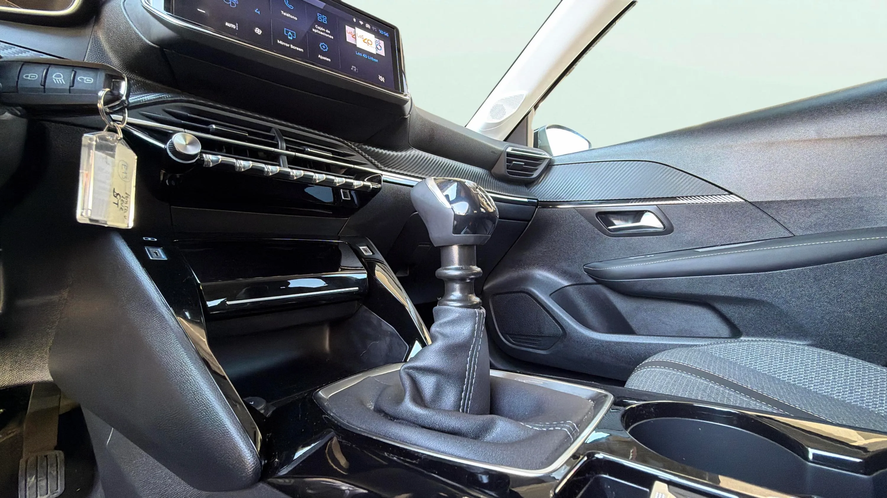 Peugeot 208 Allure Gasolina 100 - foto 17