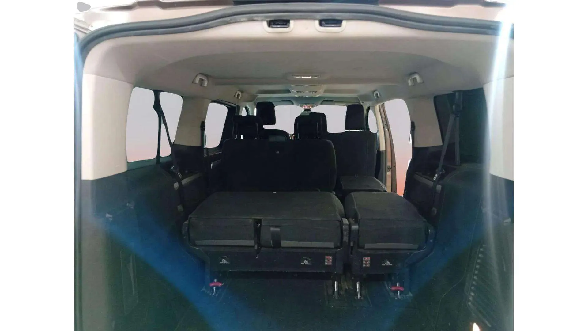 Peugeot Traveller Business 1.6 BlueHDi (115) Standard - foto 16