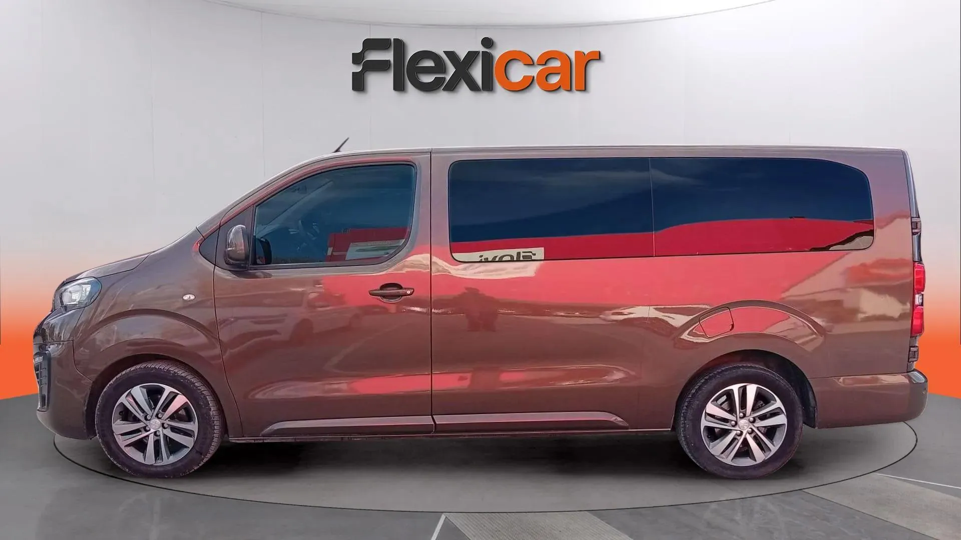 Peugeot Traveller Business 1.6 BlueHDi (115) Standard - foto 4