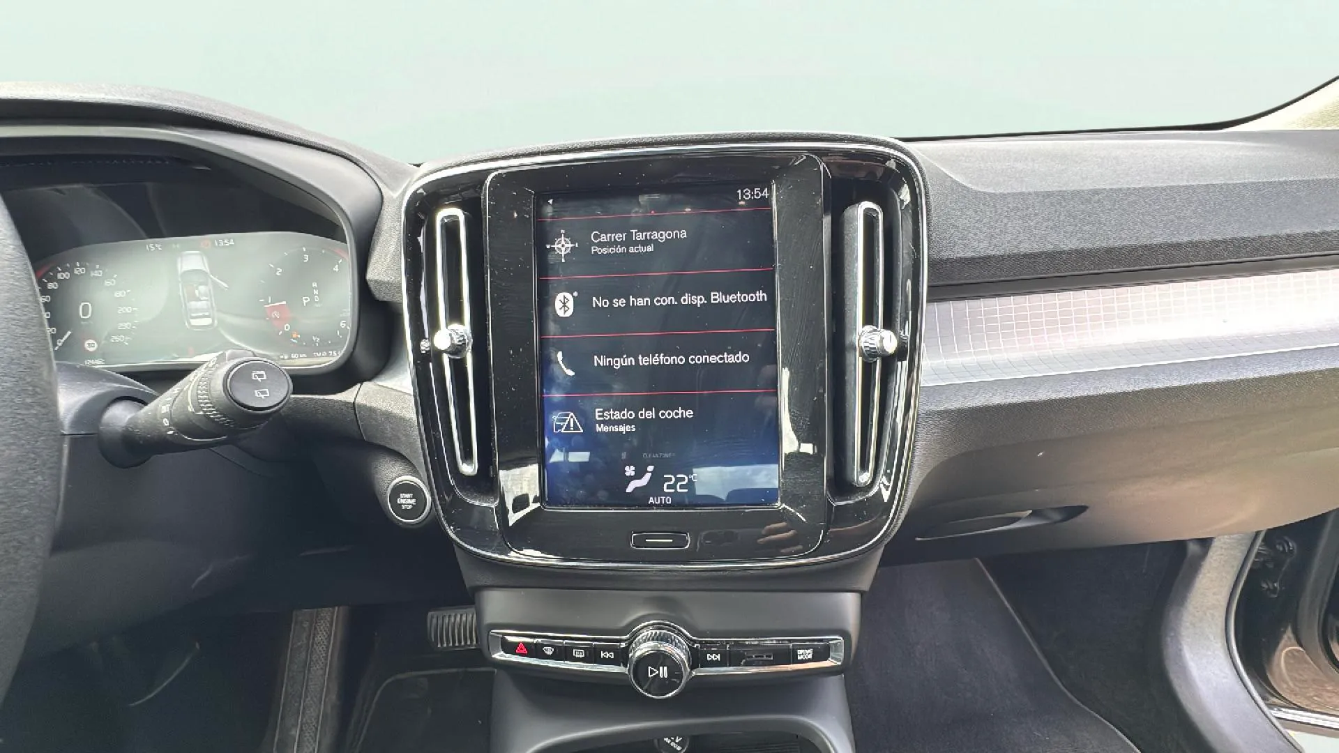 Volvo XC40 2.0 D3 - foto 25