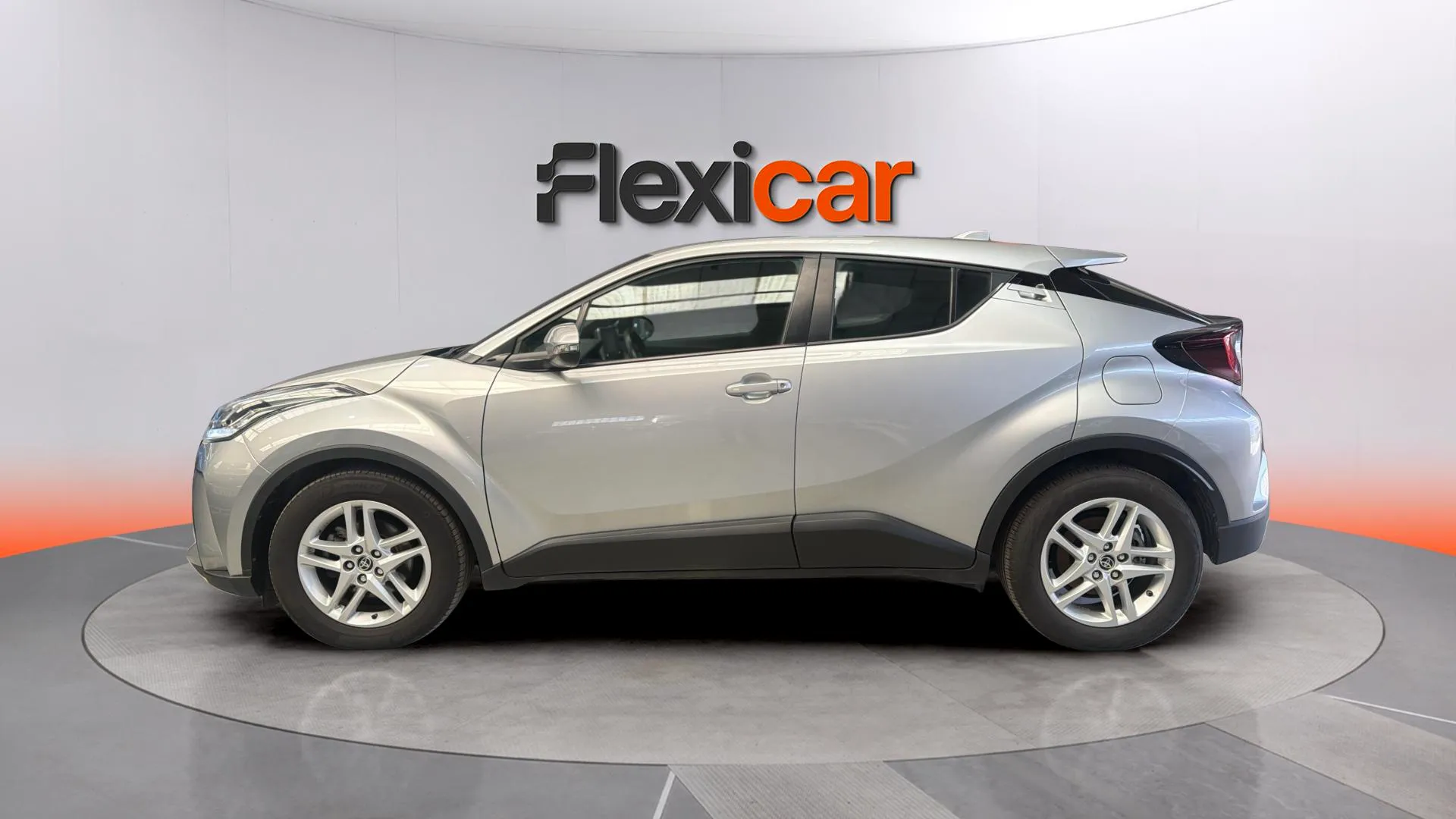 Toyota C-HR 1.8 125H Active - foto 4