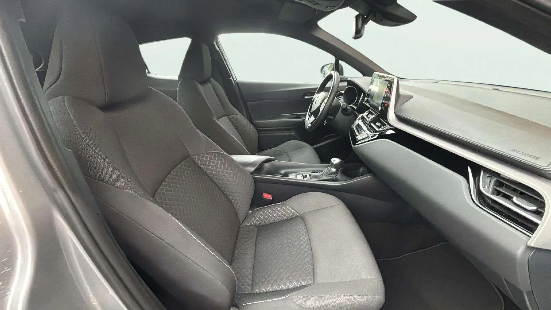 Toyota C-HR 1.8 125H Active - foto 17