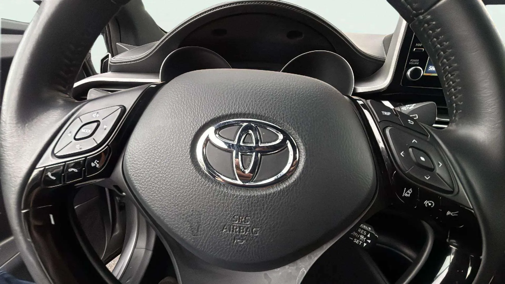 Toyota C-HR 1.8 125H Active - foto 22