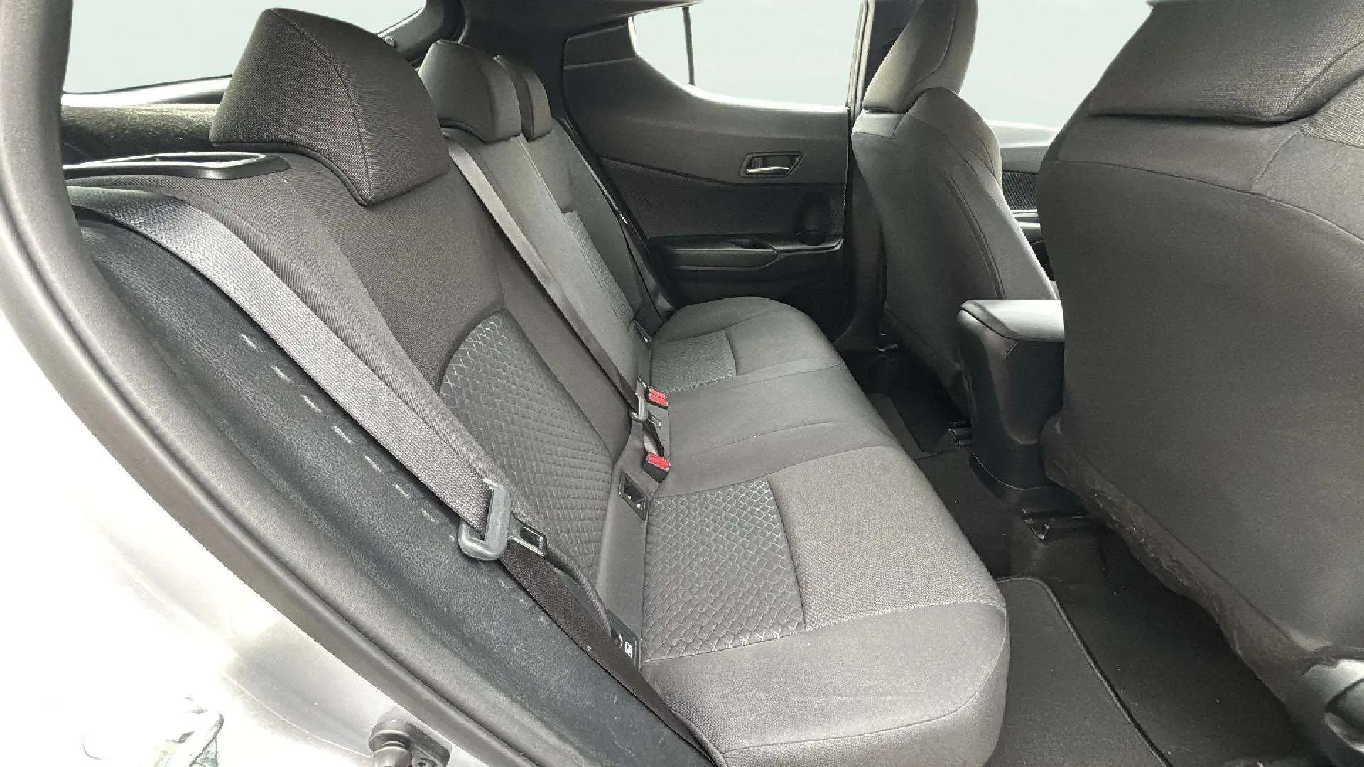 Toyota C-HR 1.8 125H Active - foto 18