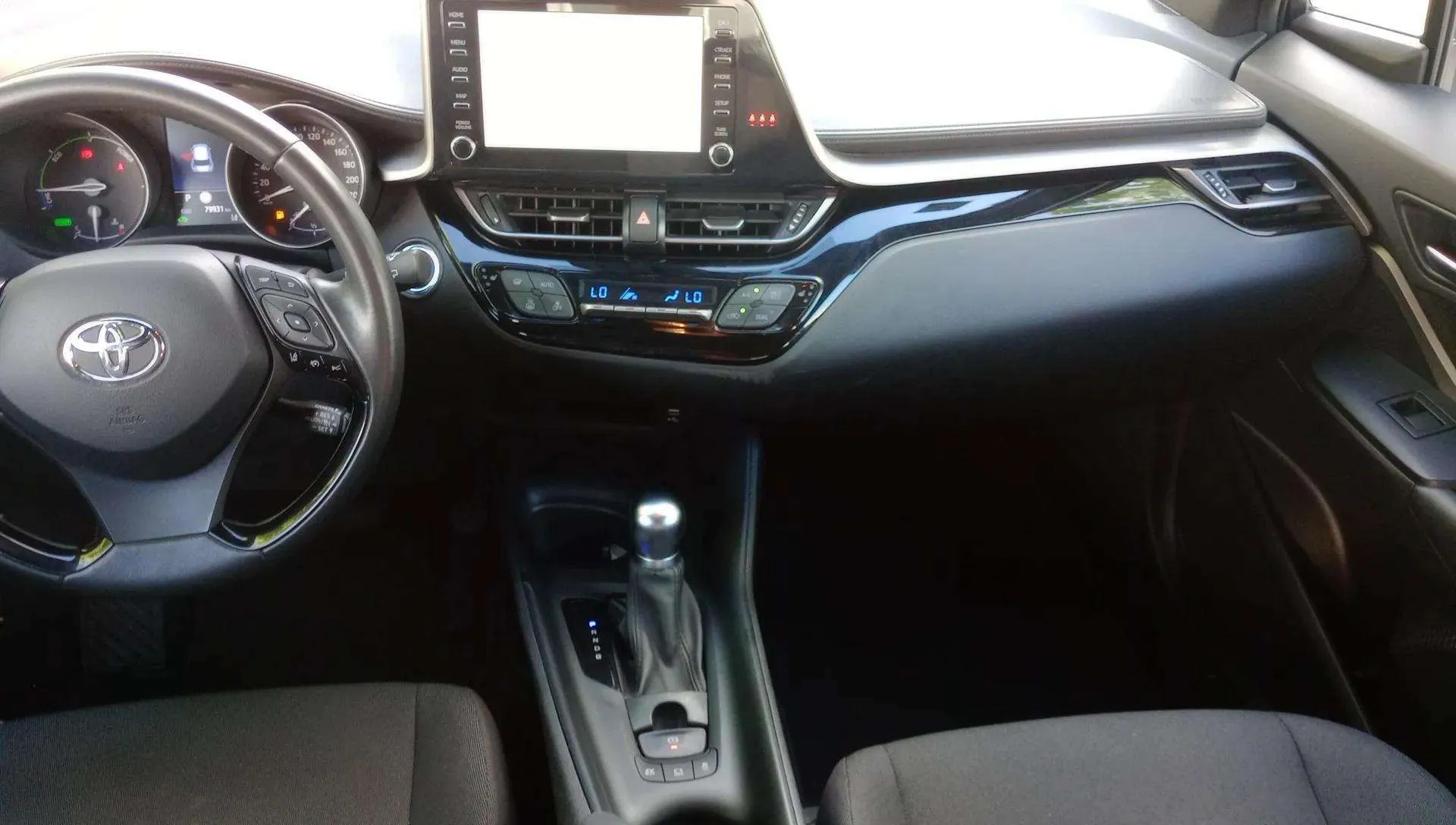 Toyota C-HR 1.8 140H Advance - foto 12