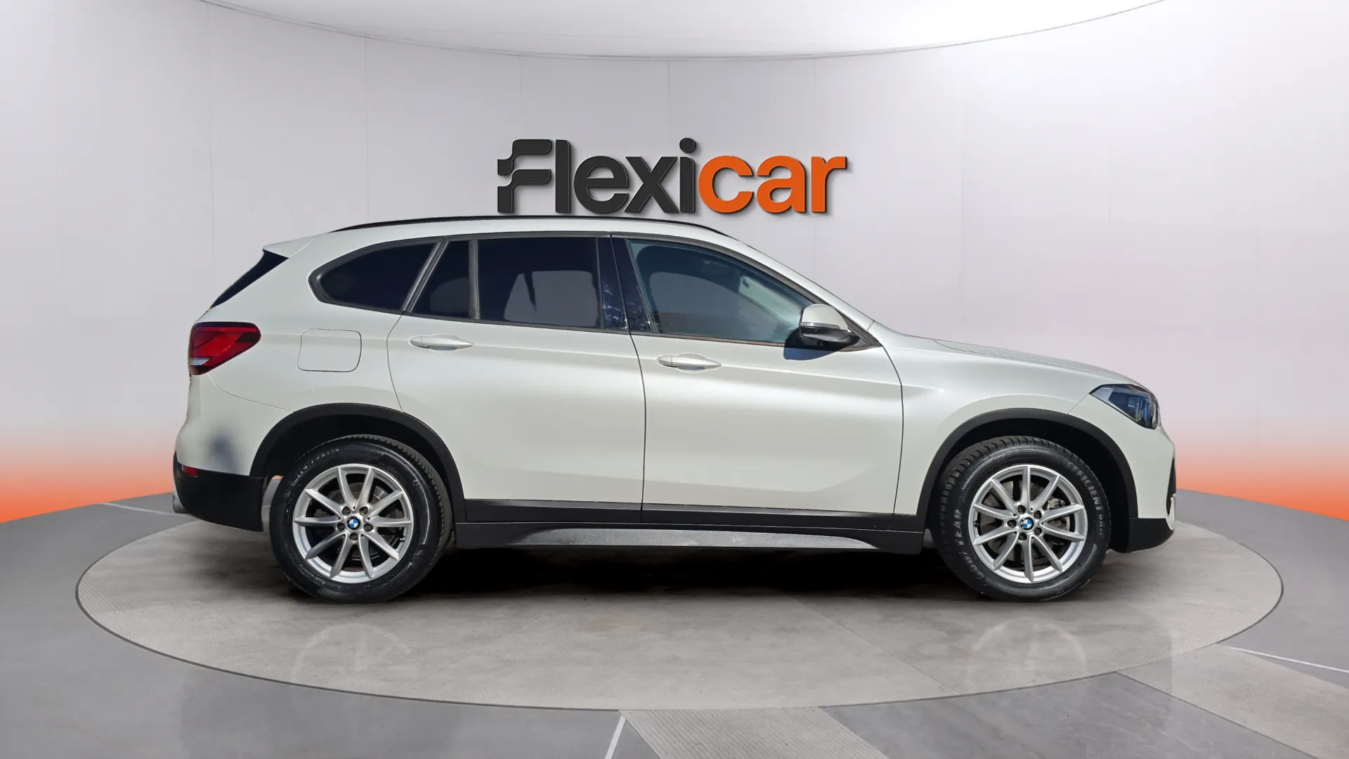 BMW X1 xDrive20dA - foto 8