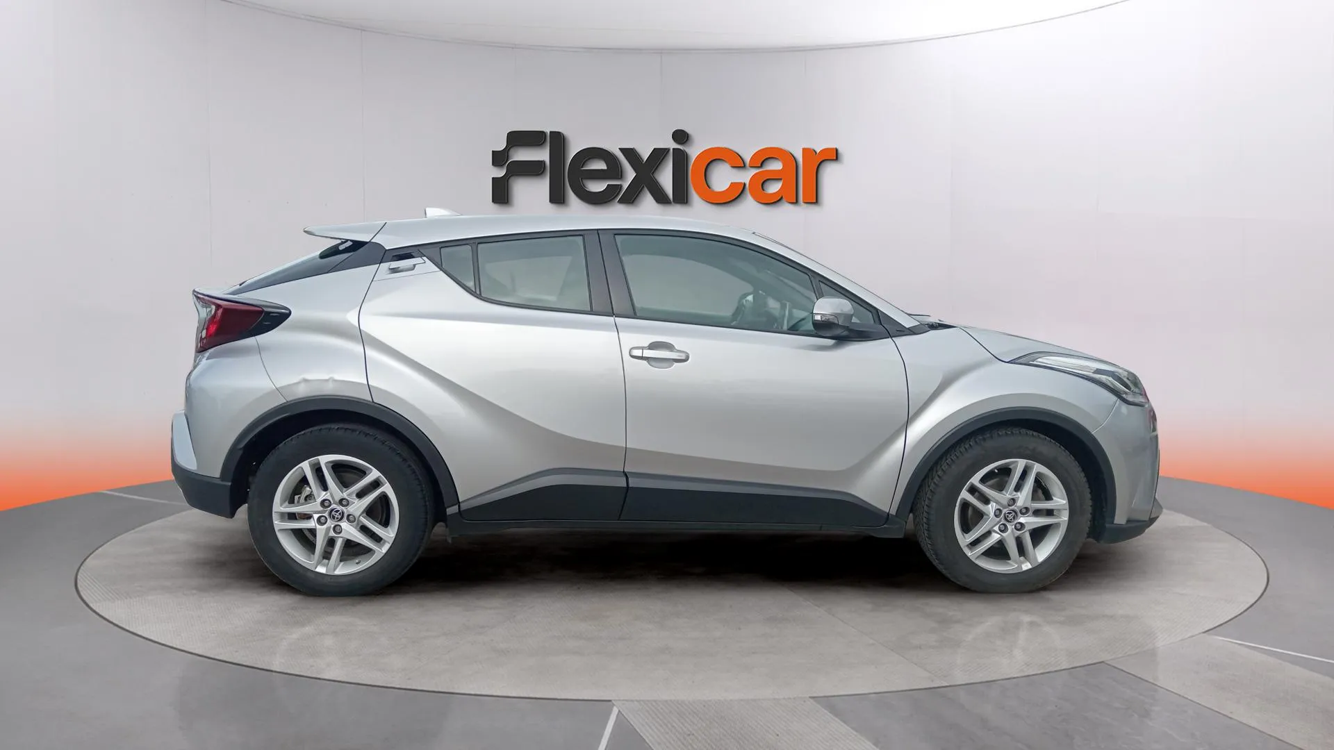 Toyota C-HR 1.8 140H Active - foto 12