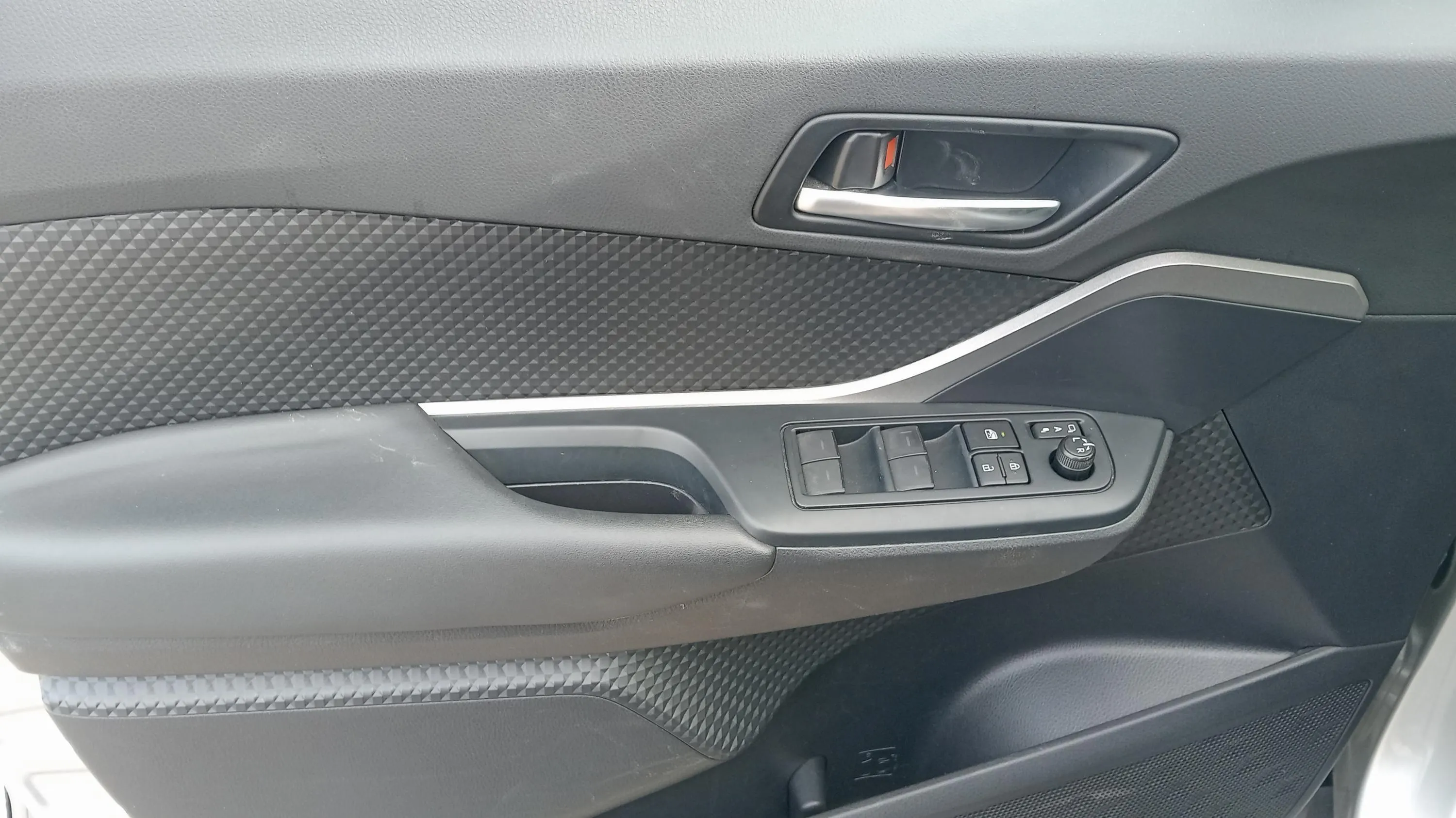 Toyota C-HR 1.8 140H Active - foto 18