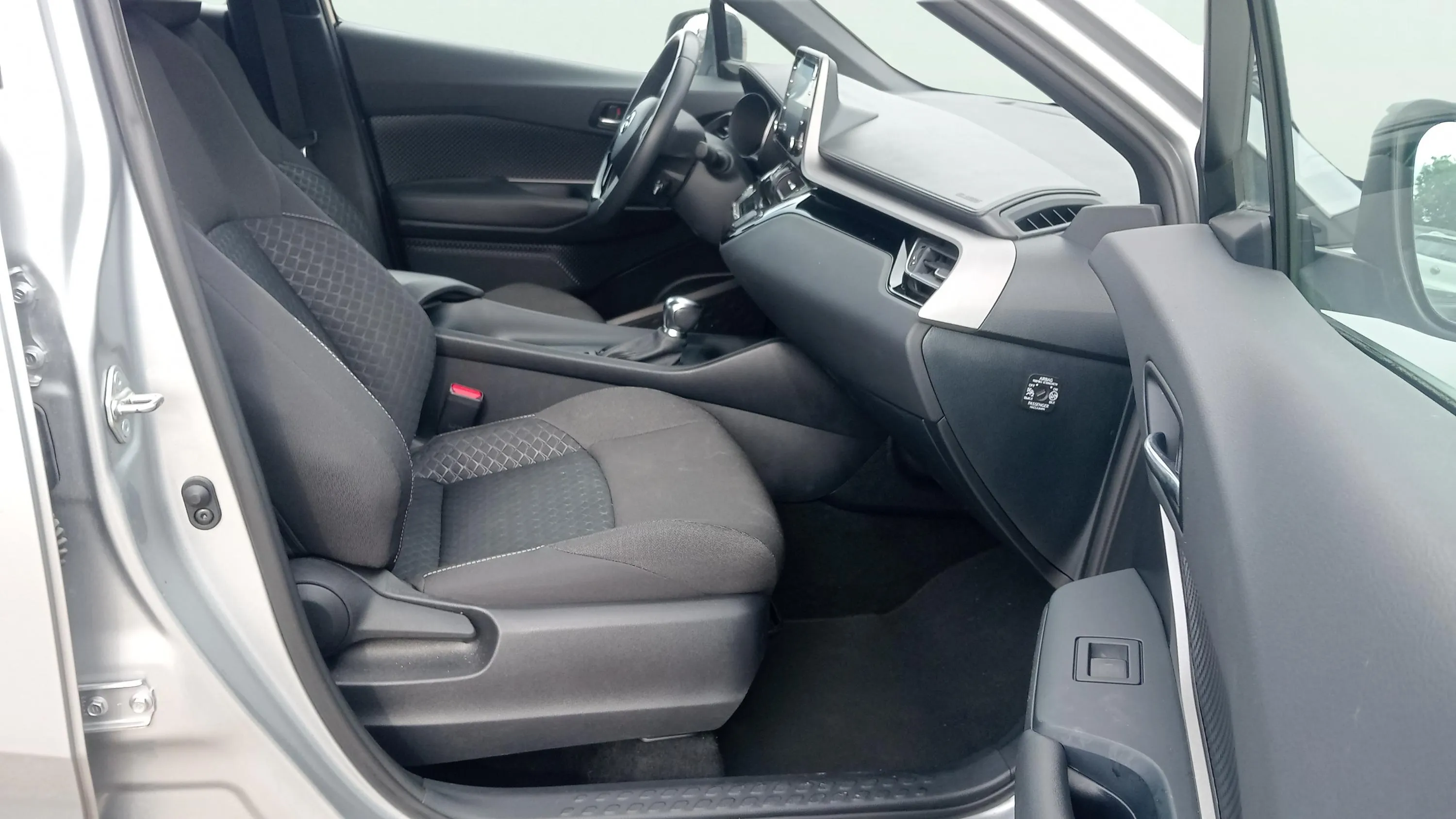 Toyota C-HR 1.8 140H Active - foto 16