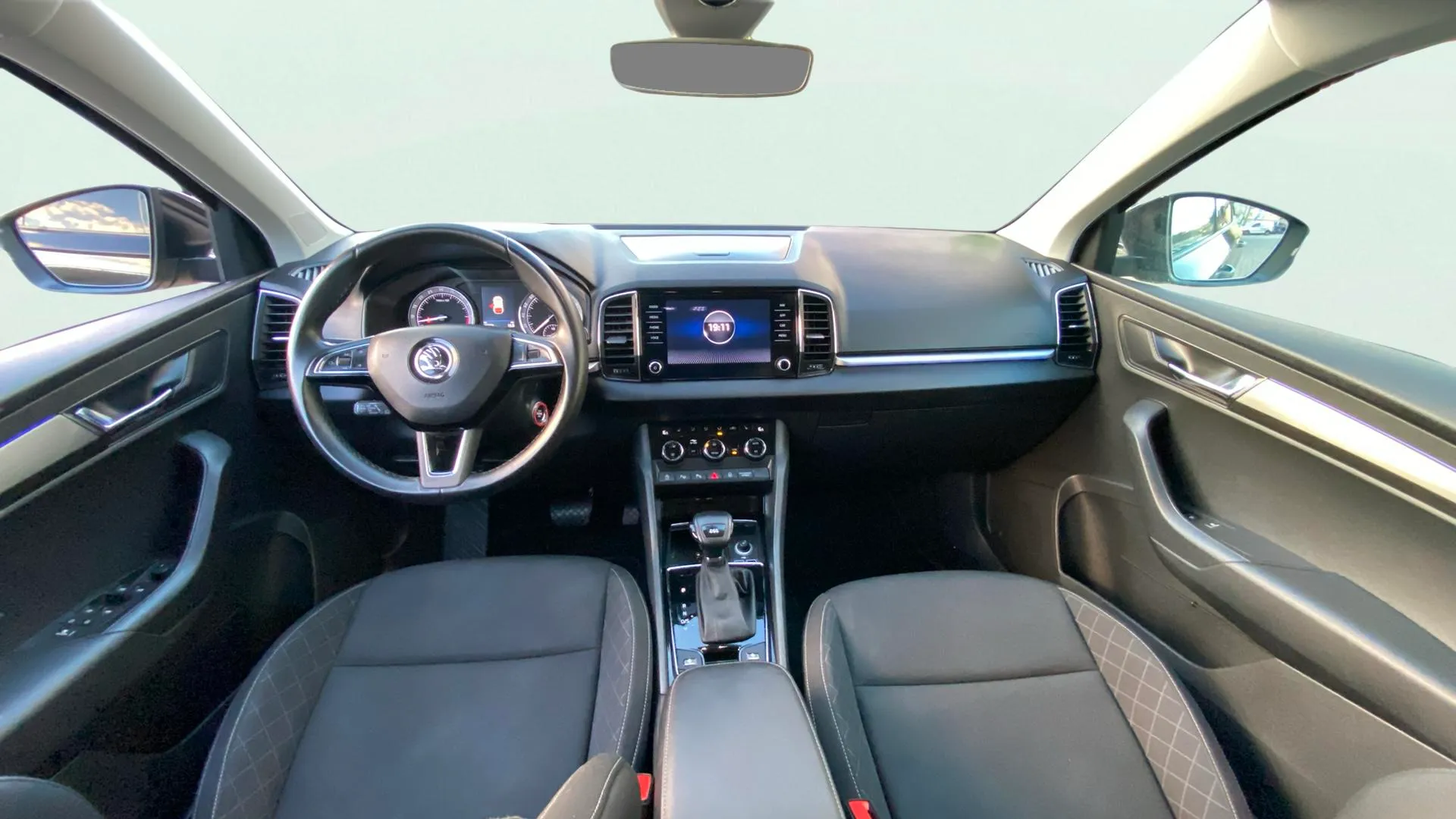 Škoda Karoq 1.6 TDI DSG Ambition - foto 11