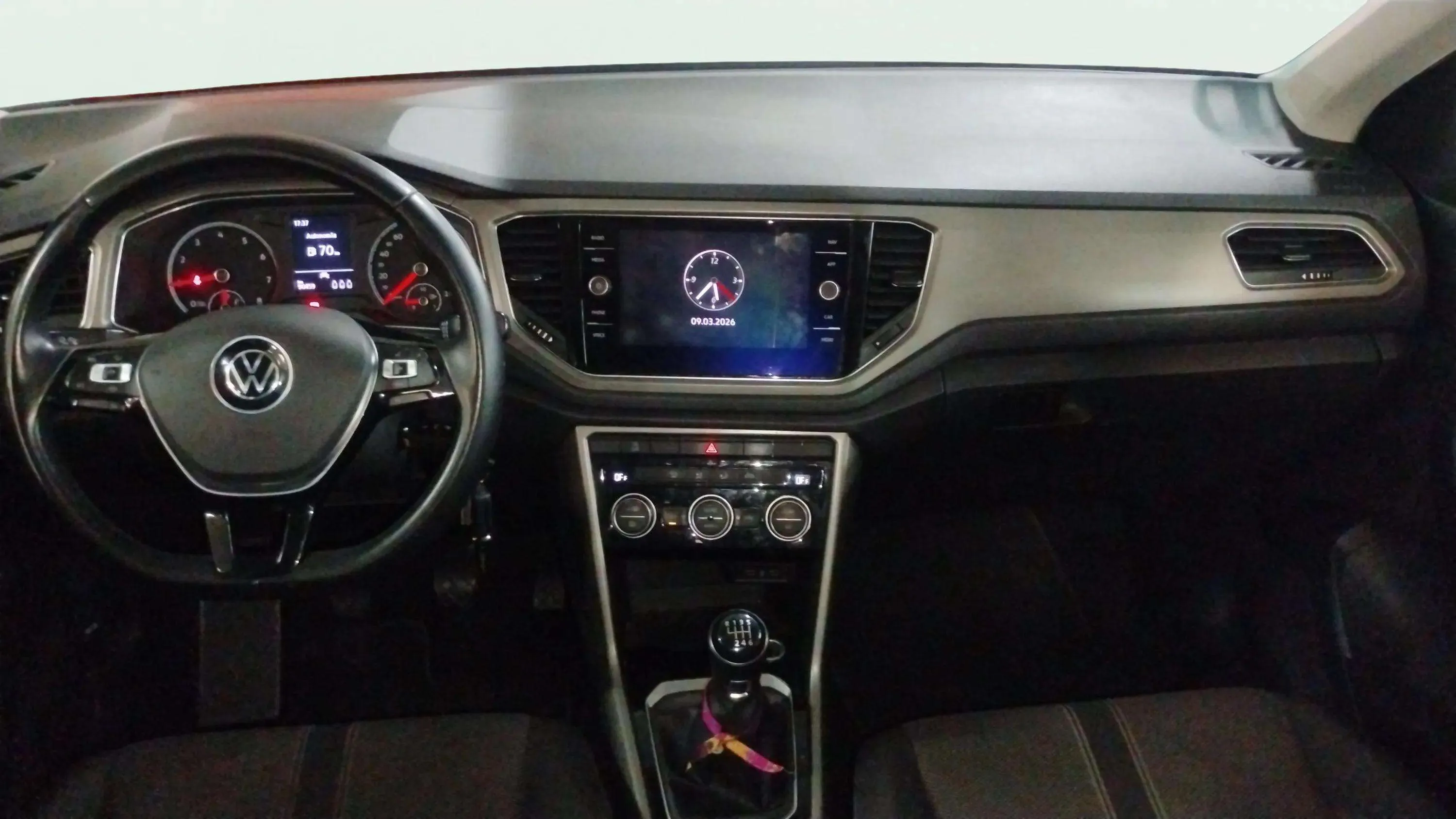Volkswagen T-Roc Advance R-Line 1.0 TSI - foto 18